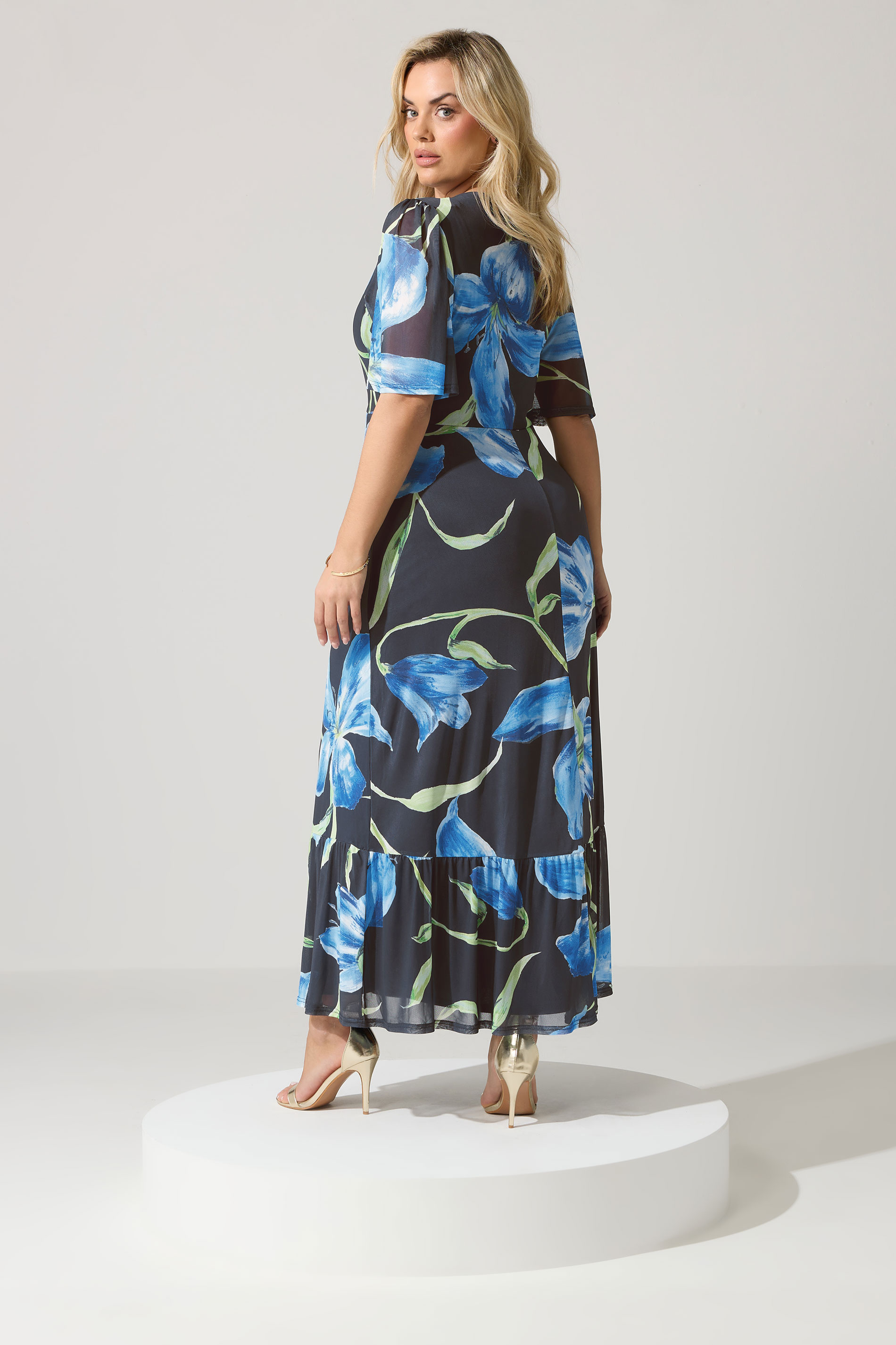 YOURS LONDON Plus Size Navy Blue Floral Wrap Ruffle Hem Dress | Yours Clothing 2
