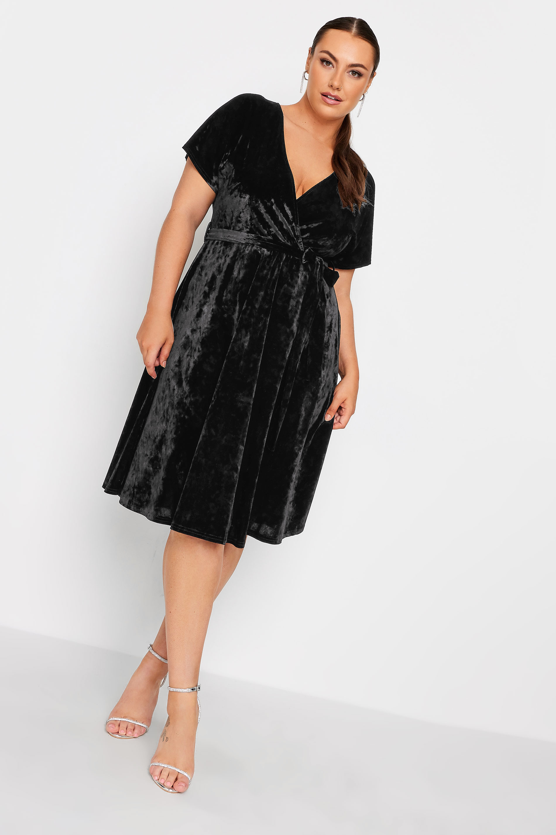YOURS LONDON Plus Size Black Velvet Wrap Skater Dress | Yours Clothing 2