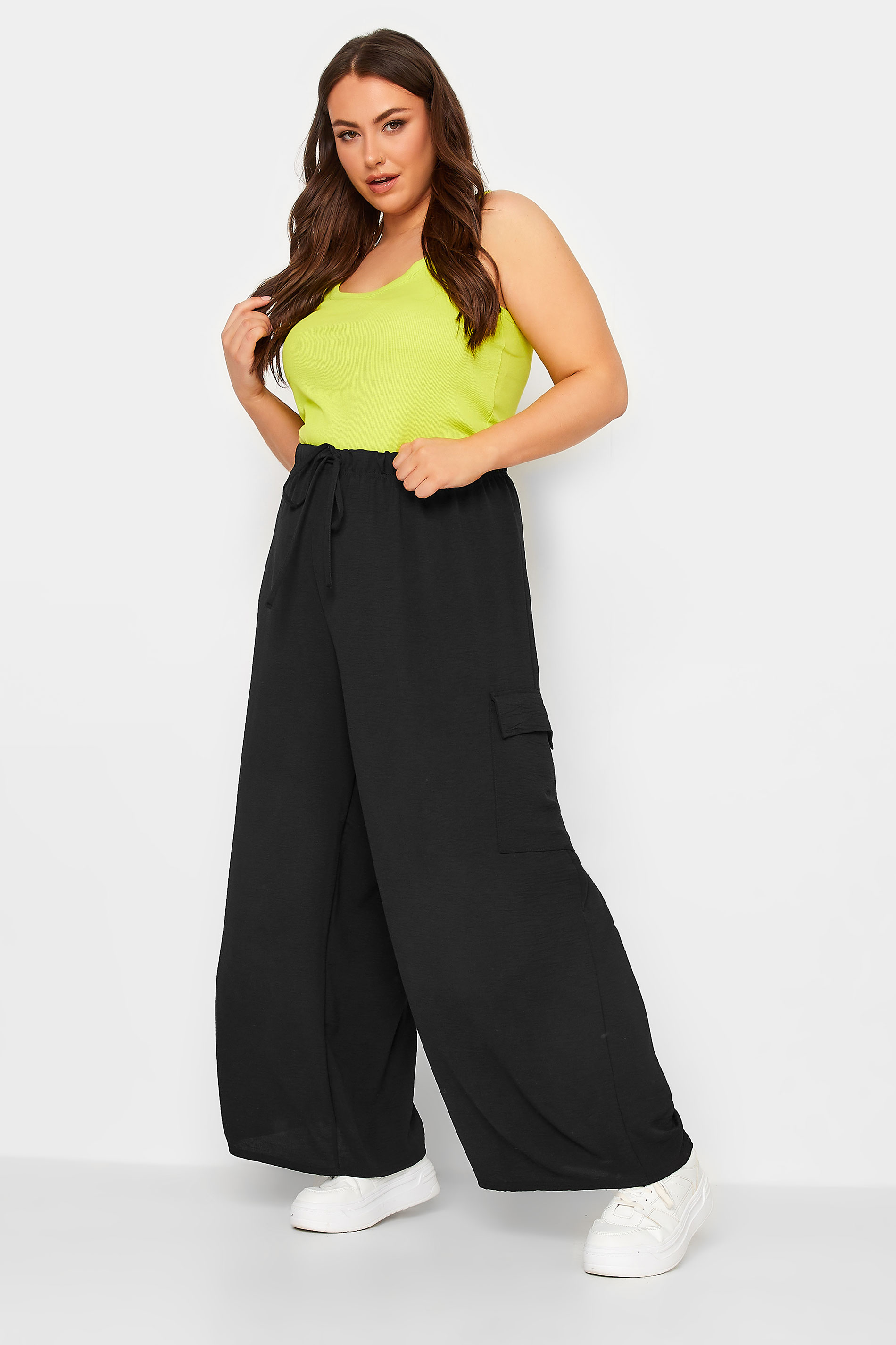 YOURS Plus Size Black Wide Leg Crepe Cargo Trousers | Yours Clothing 2