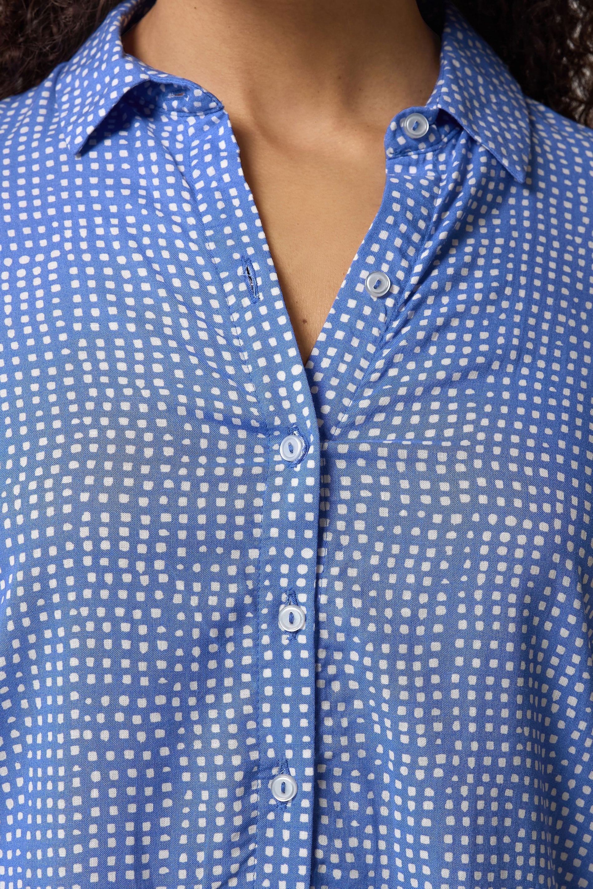 M&Co Blue Dot Print Tab Sleeve Shirt 4