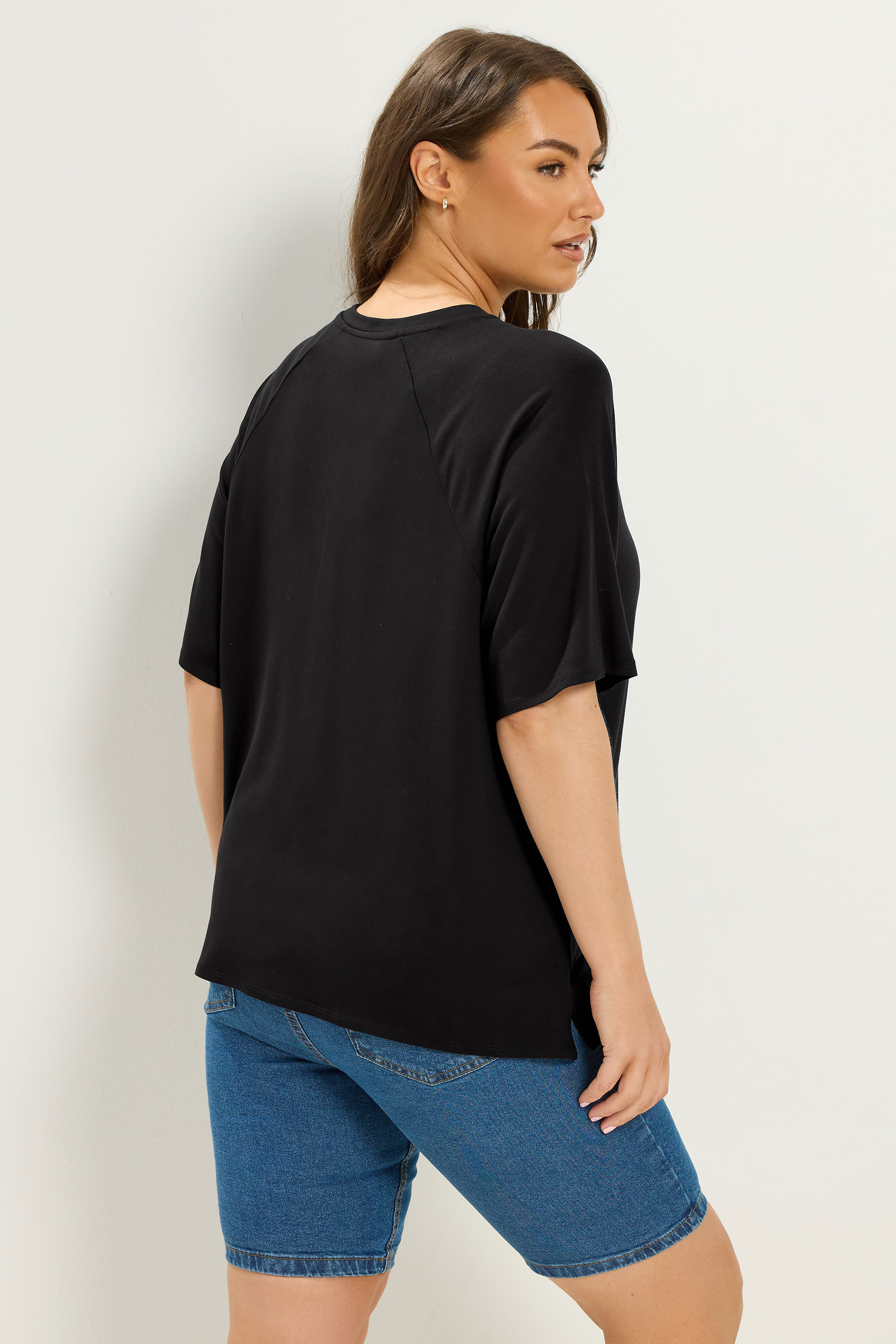 YOURS Plus Size Black Soft Touch Raglan T-Shirt 2