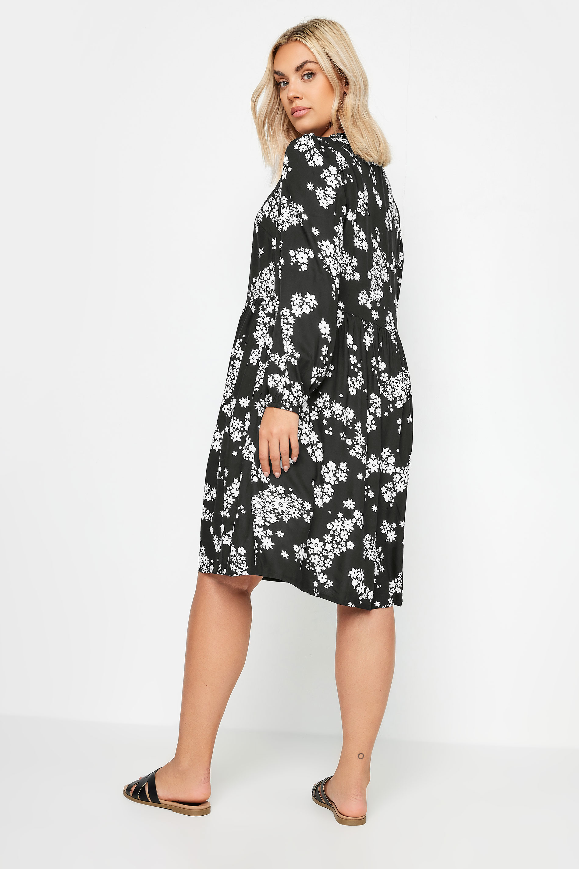 YOURS Plus Size Black Floral Print Zip Detail Smock Dress | Yours Clothing 3