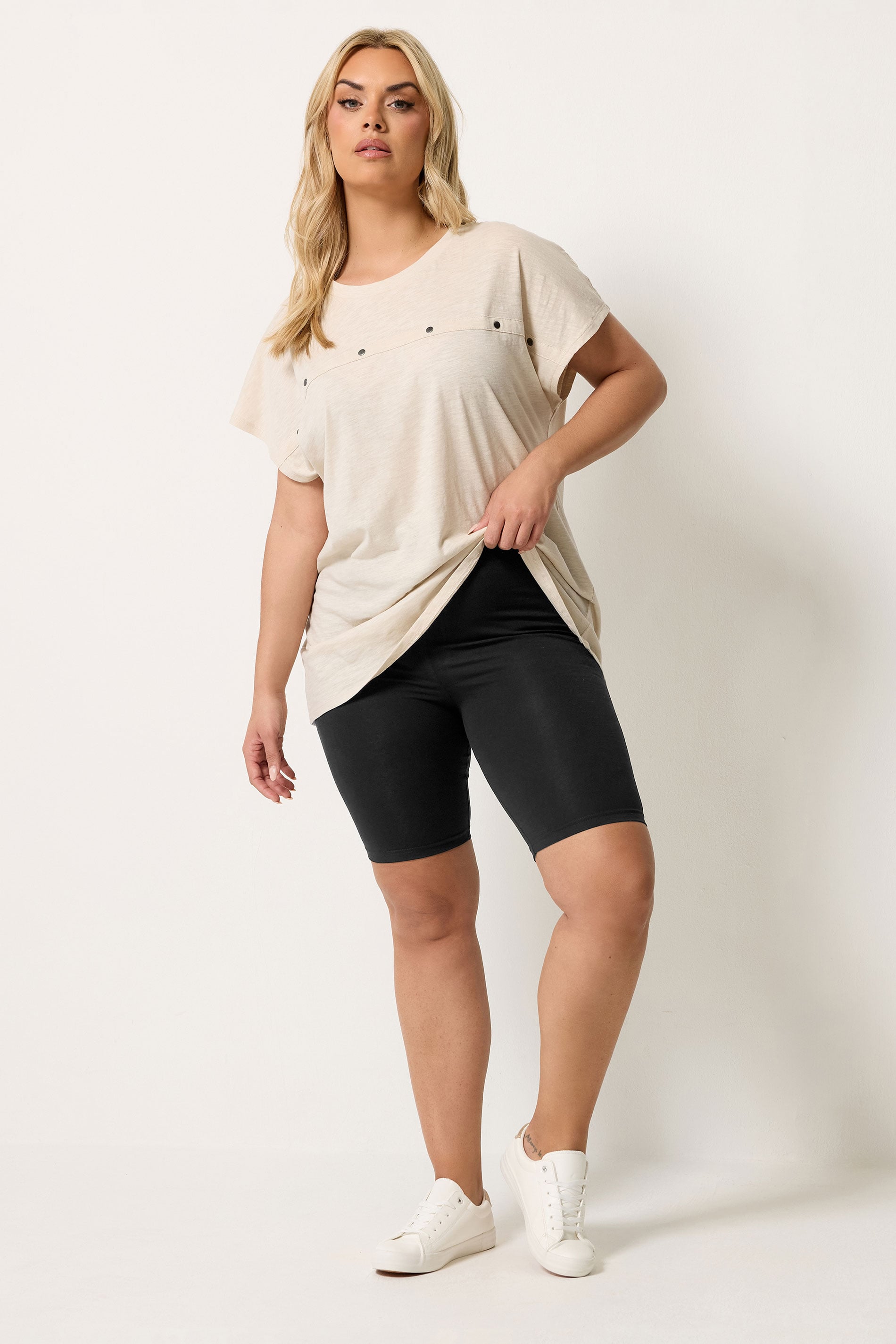 YOURSET 2 PACK Plus Size Black Ditsy Floral Cycling Shorts | Yours Clothing 5