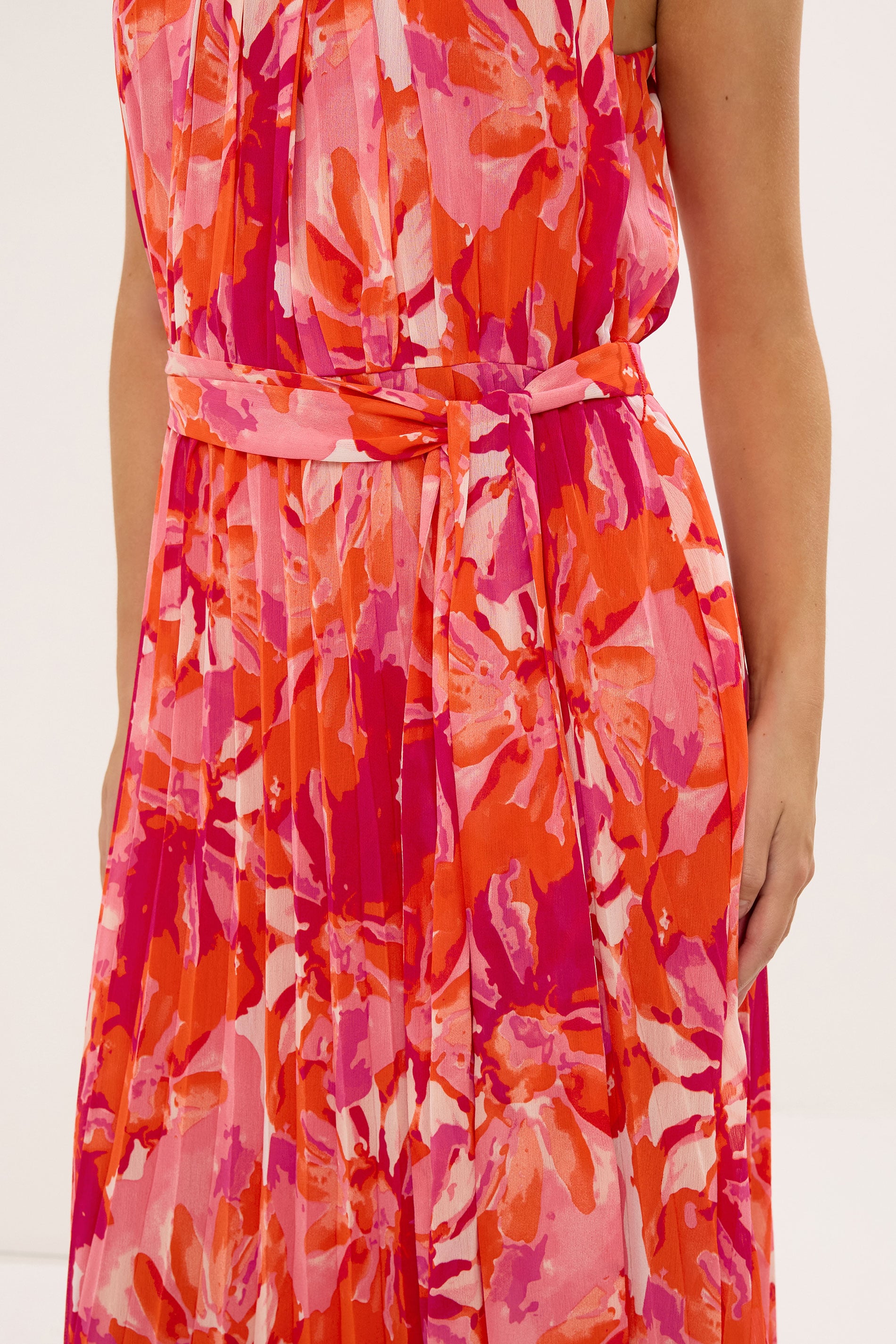 STAR Pink Blurred Floral Pleated Dress | StarByJM 4