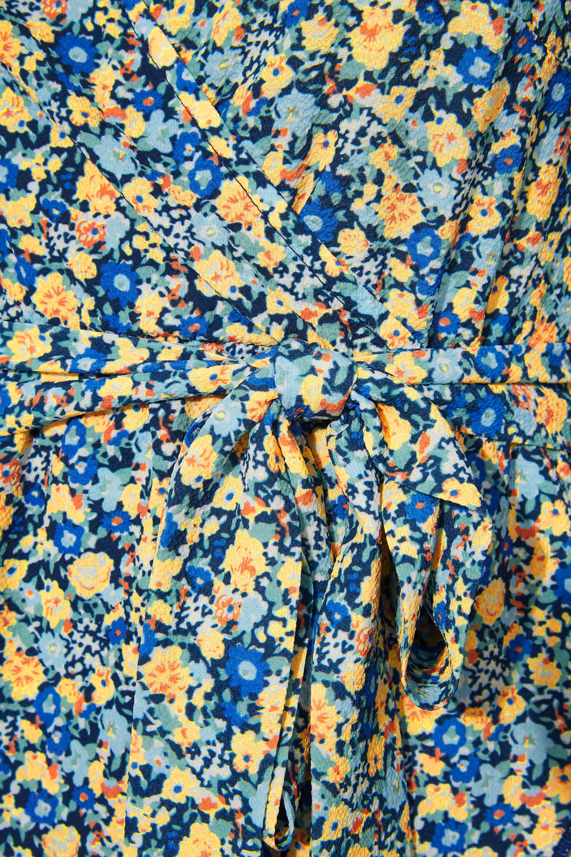 Robes Grande Taille Grande taille  Robes Portefeuilles | YOURS LONDON - Robe Bleue Floral Cache-Coeur - BY00897