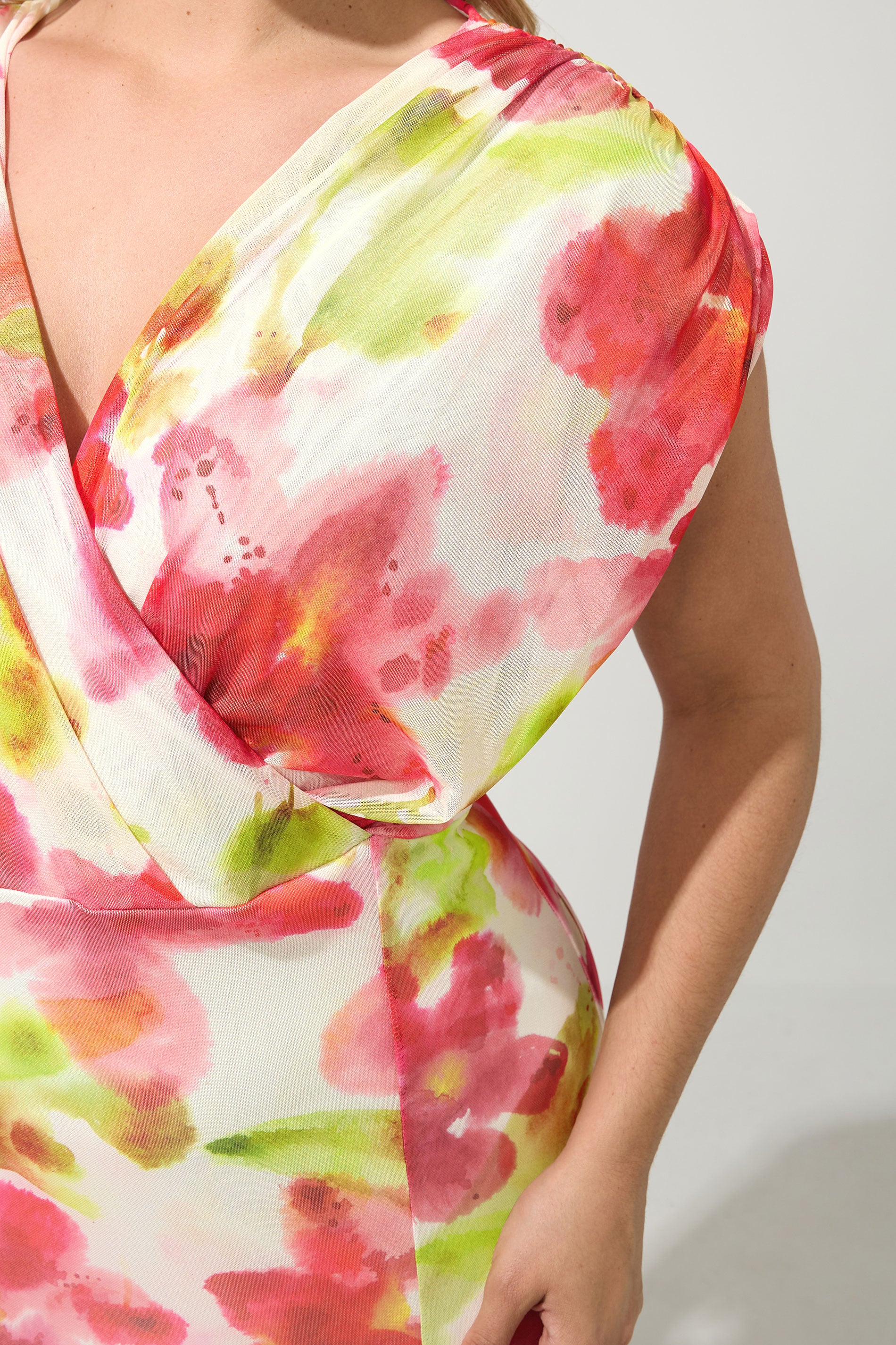 YOURS LONDON Plus Size White Floral Mesh Godet Hem Wrap Dress | Yours Clothing 4
