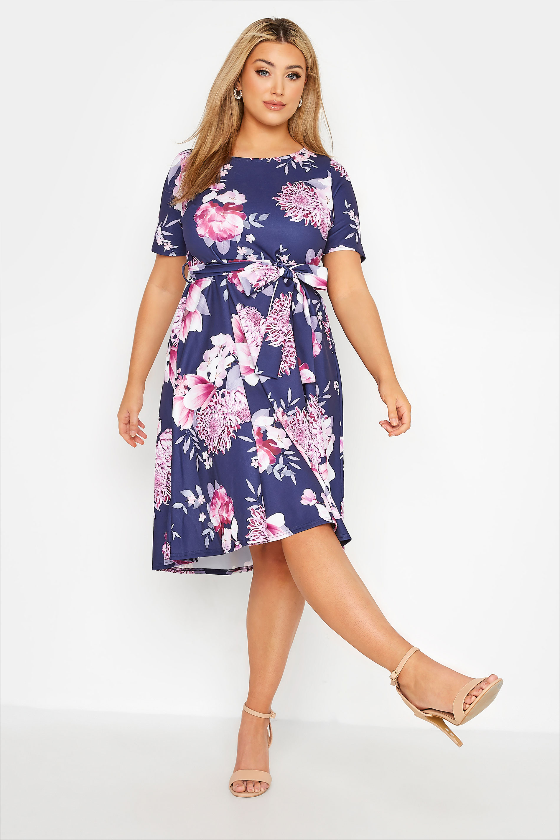 Robes Grande Taille Grande taille  Robes Patineuses | YOURS LONDON - Robe Midi Bleu Marine Floral Rose - TA23103