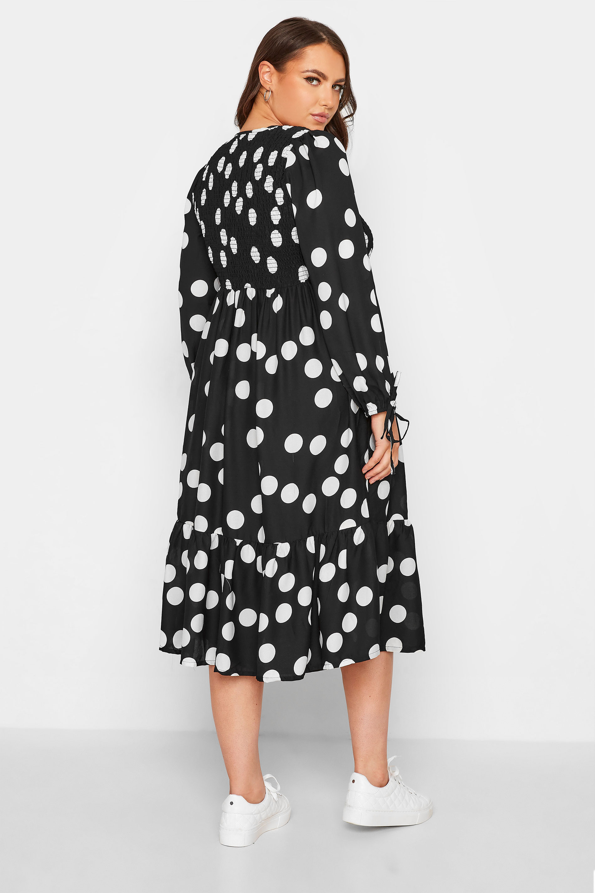 LIMITED COLLECTION Plus Size Black Spot Print Shirred Dress | Yours Clothing 3