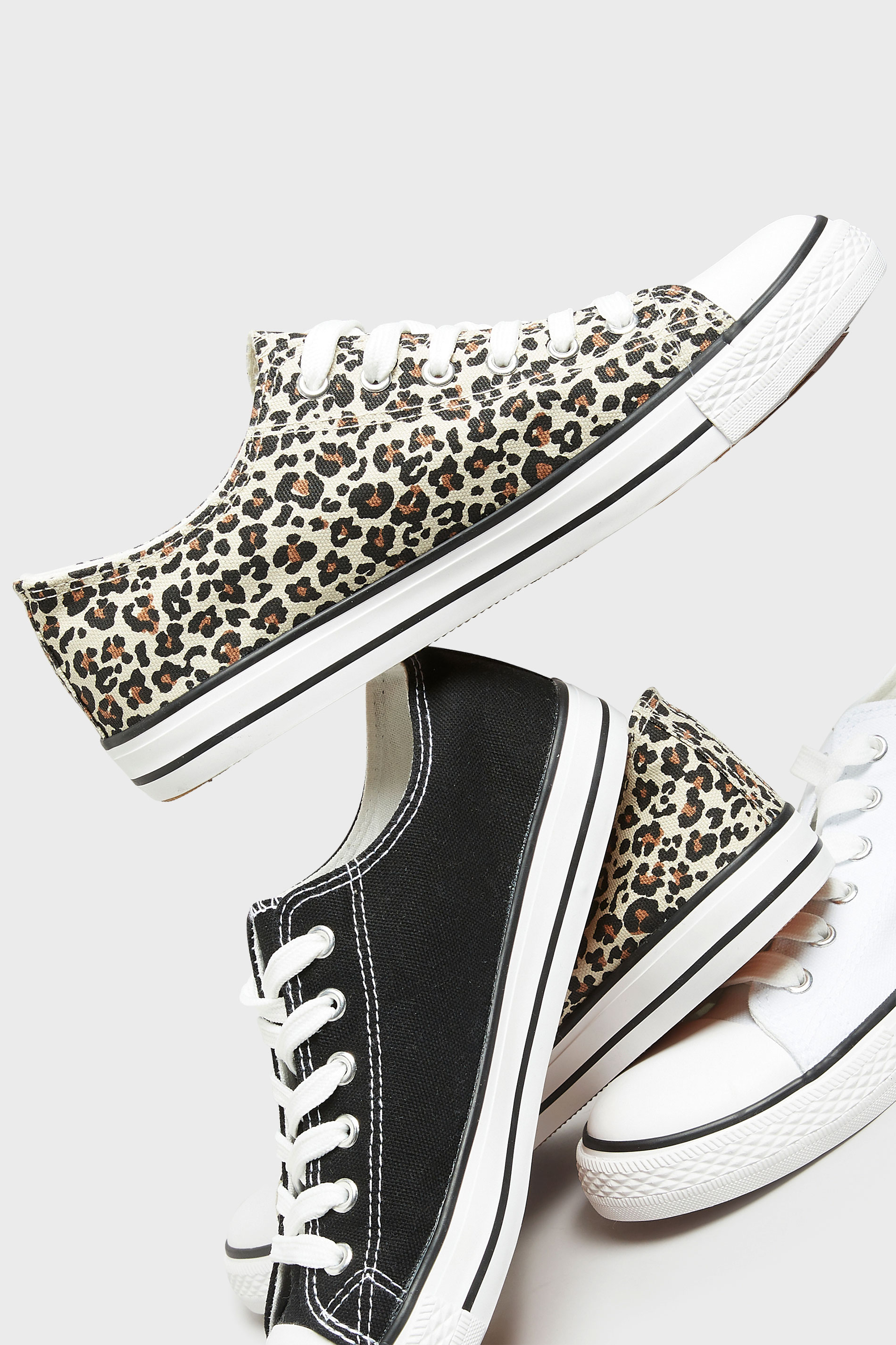 Grande taille  Trainers Grande taille  Lace Ups | LTS Brown Leopard Print Canvas Low Trainers In Standard D Fit - ZY31831