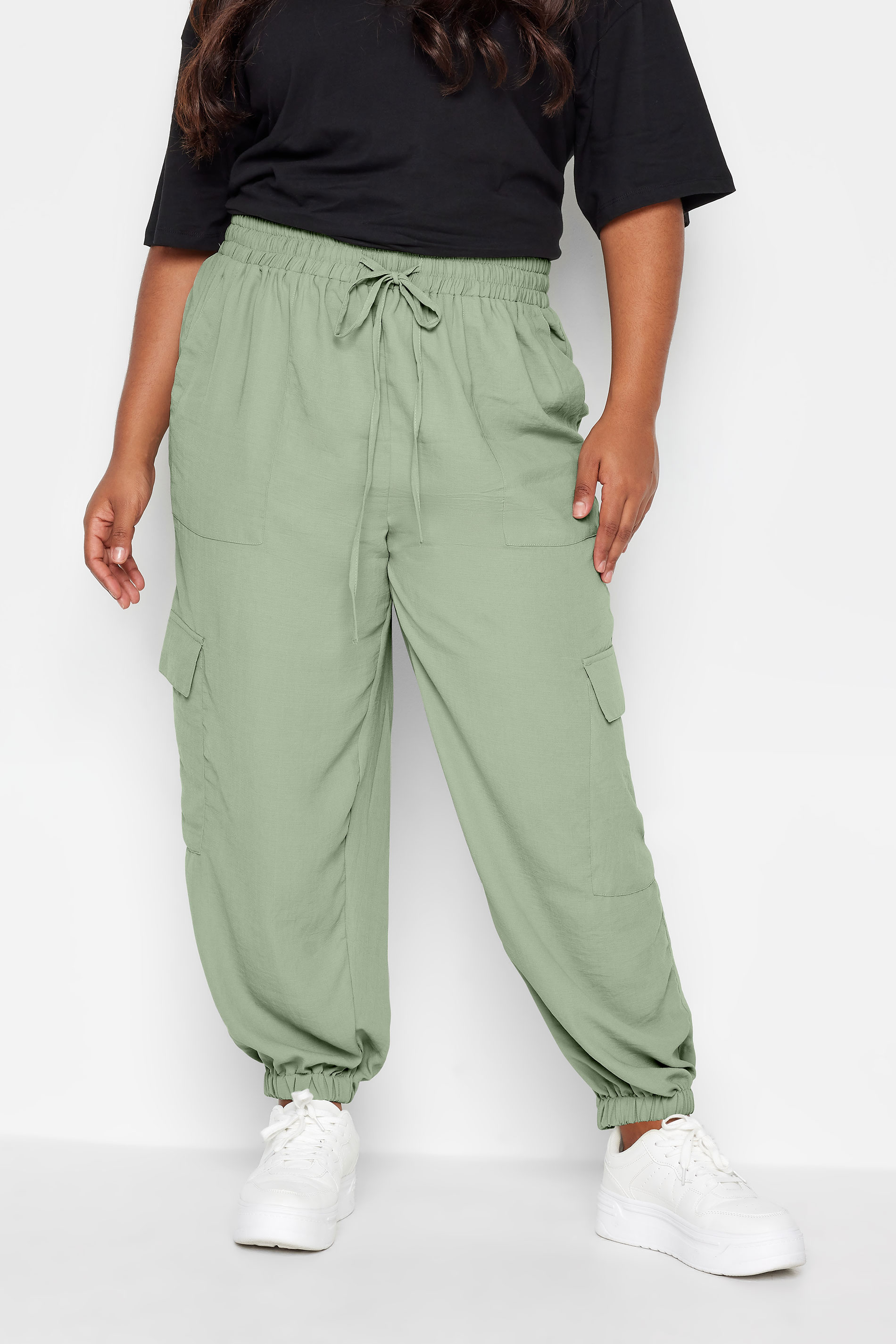 LIMITED COLLECTION Plus Size Khaki Green Cargo Pocket Trousers 1