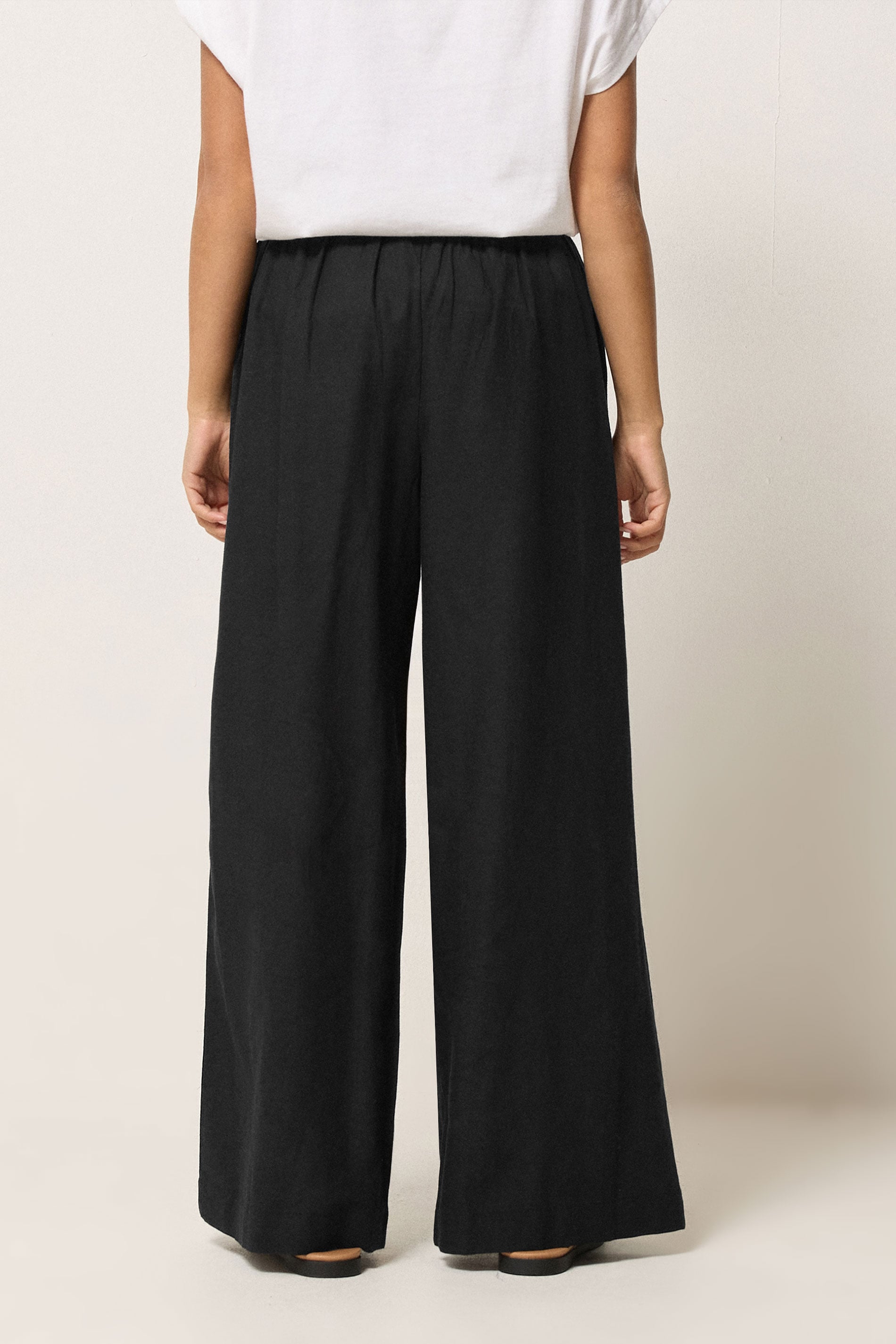 PixieGirl Petite Women's Black Beaded Linen Wide Leg Trousers | PixieGirl 2
