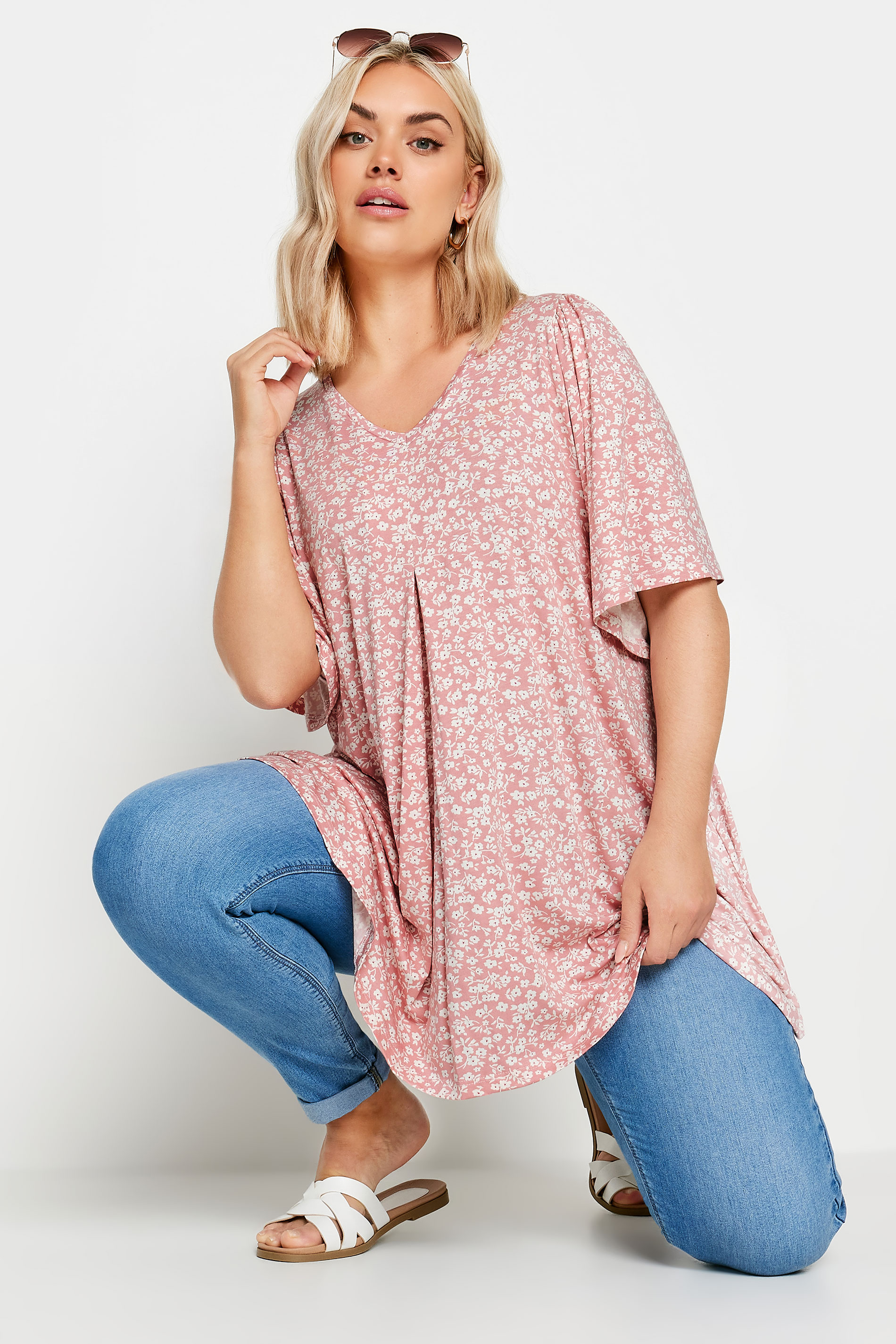 YOURS Plus Size Pink Ditsy Floral Pleat Front Top | Yours Clothing 3