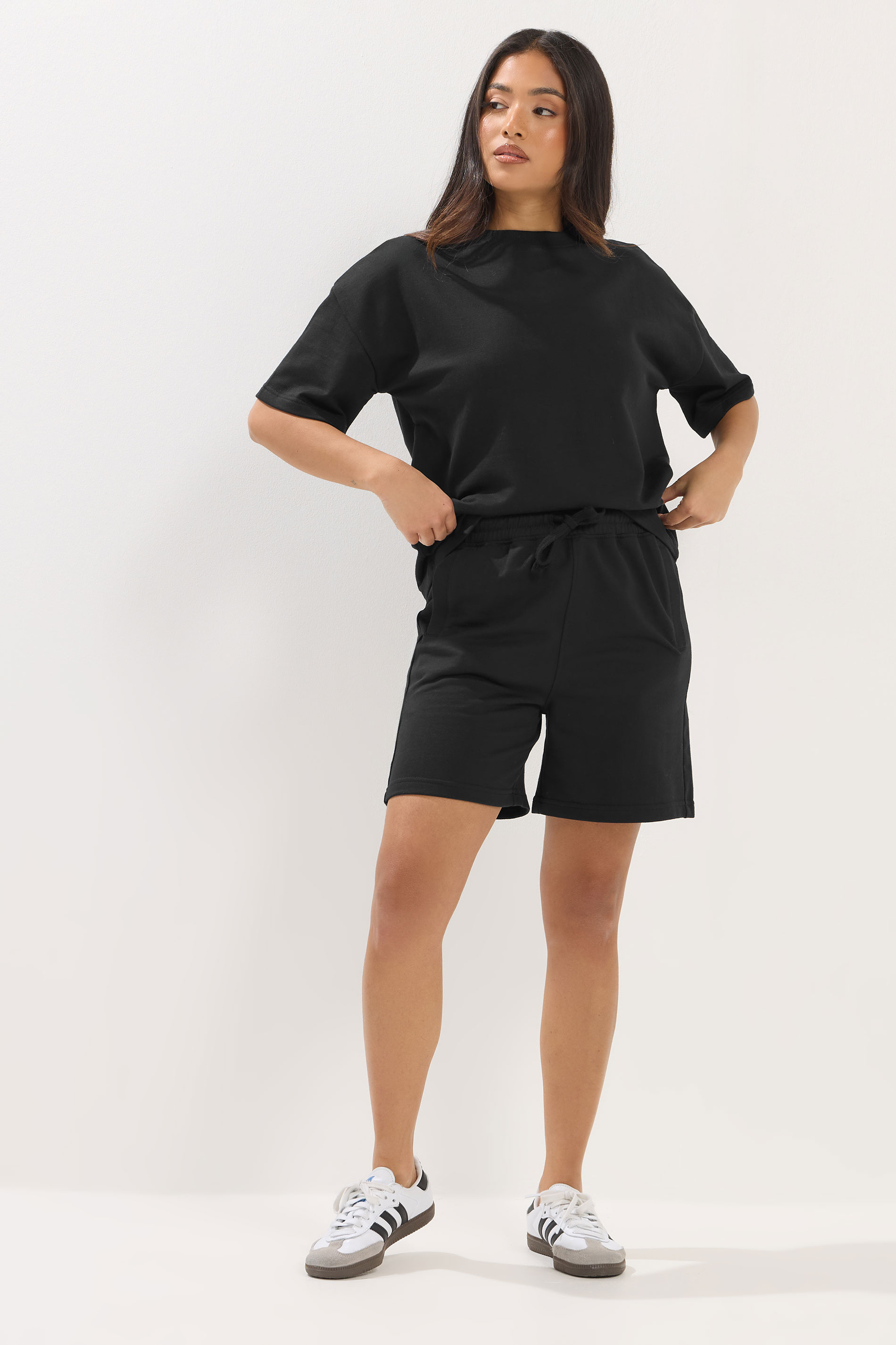 PixieGirl Petite Women's Set Black Sweat Jersey T-Shirt & Shorts | PixieGirl 1