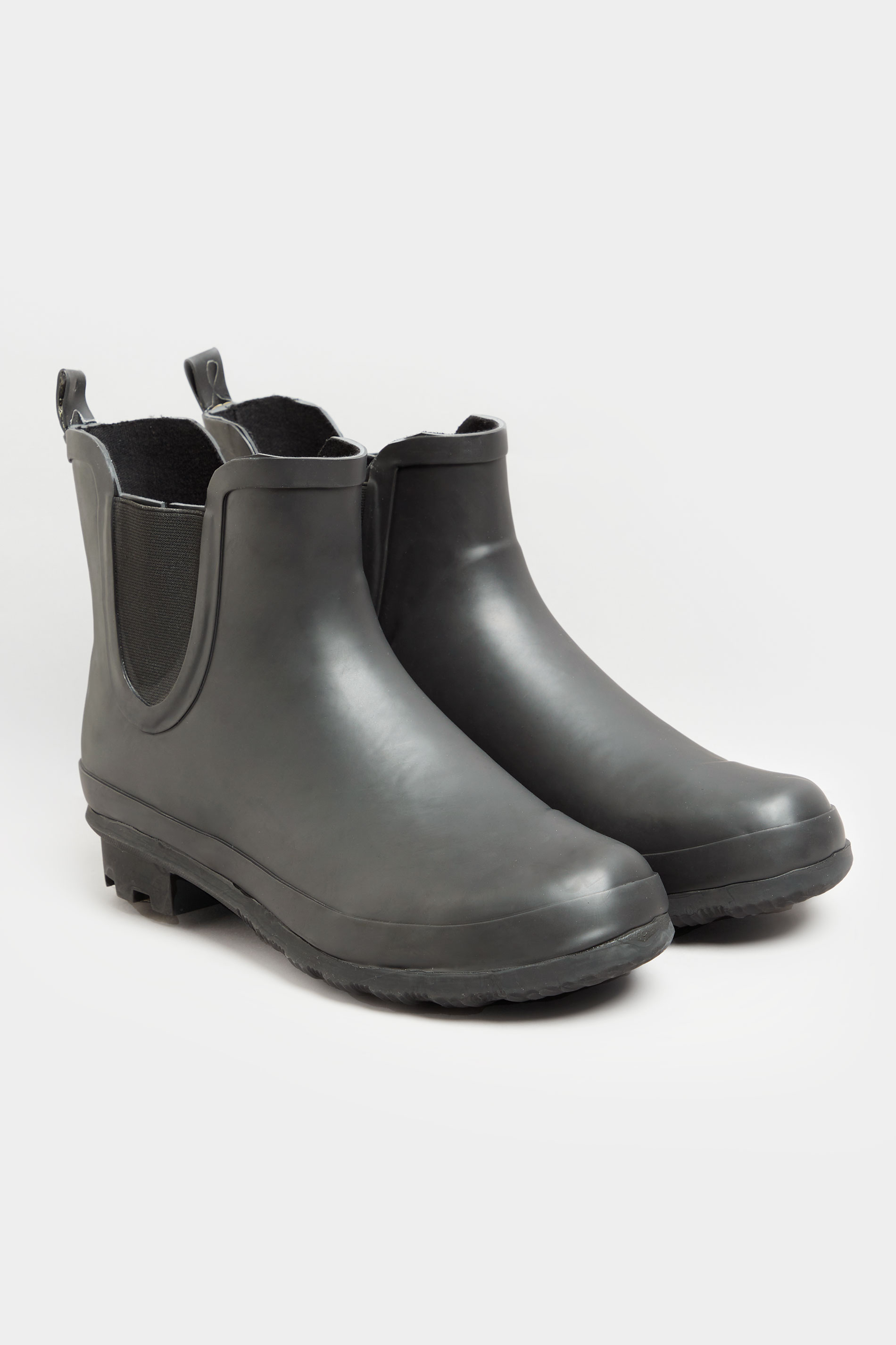 Black Heeled Chelsea Welly Boots in Extra Wide Fit_R.jpg