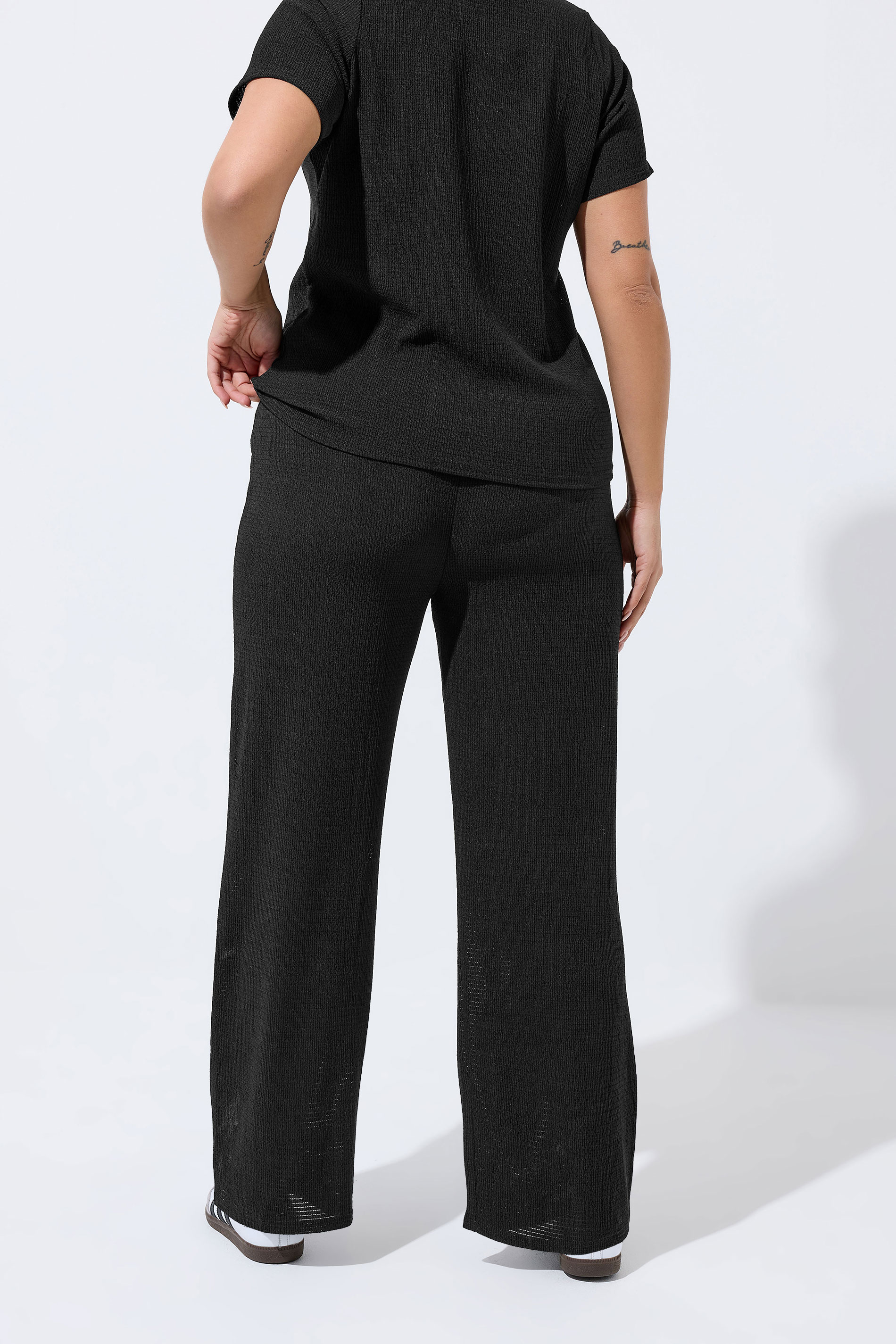 LIMITED COLLECTION Plus Size Black Crinkle Wide Leg Trousers | Yours Clothing 4
