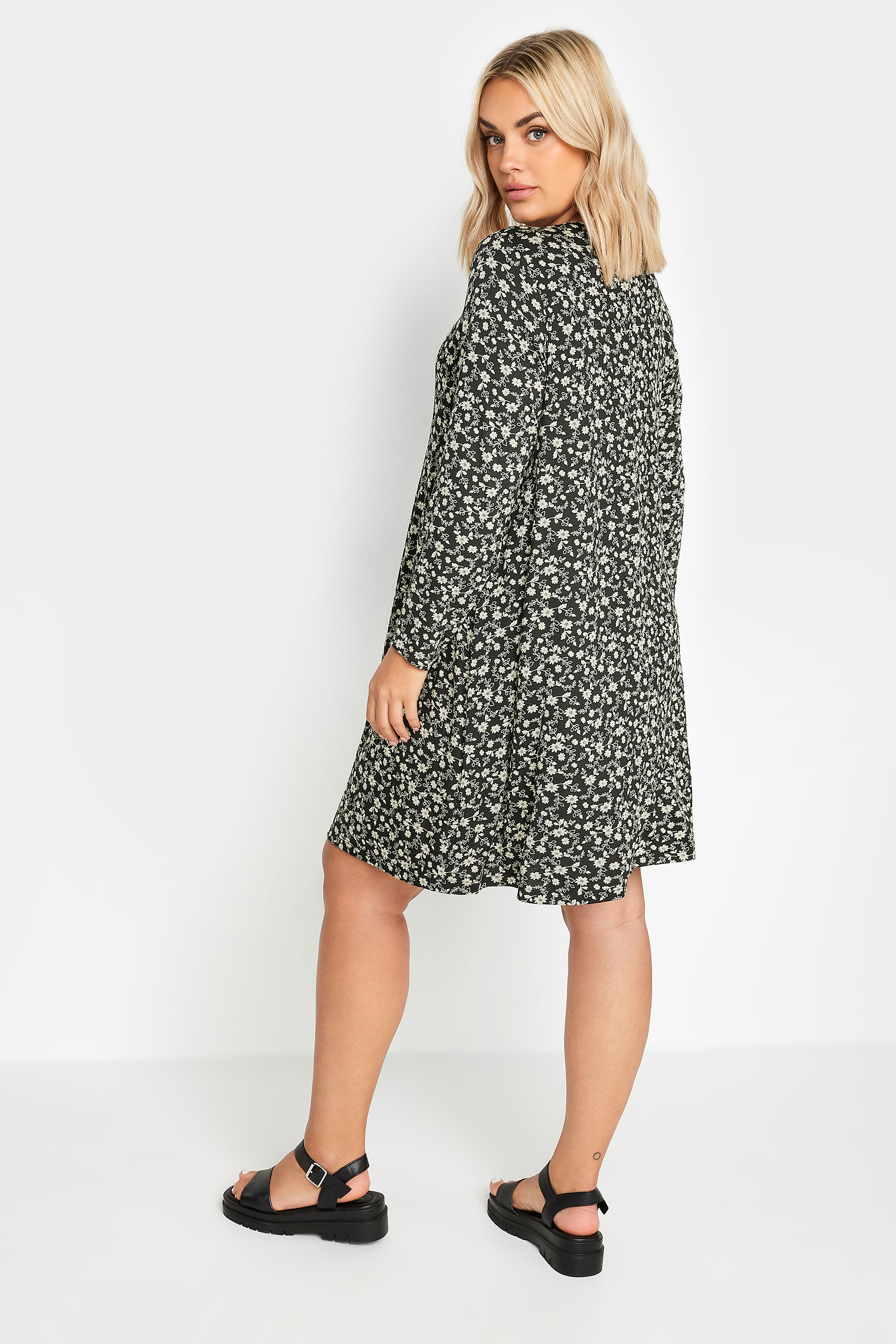 YOURS Plus Size Black Ditsy Floral Print Swing Dress | Yours Clothing 3
