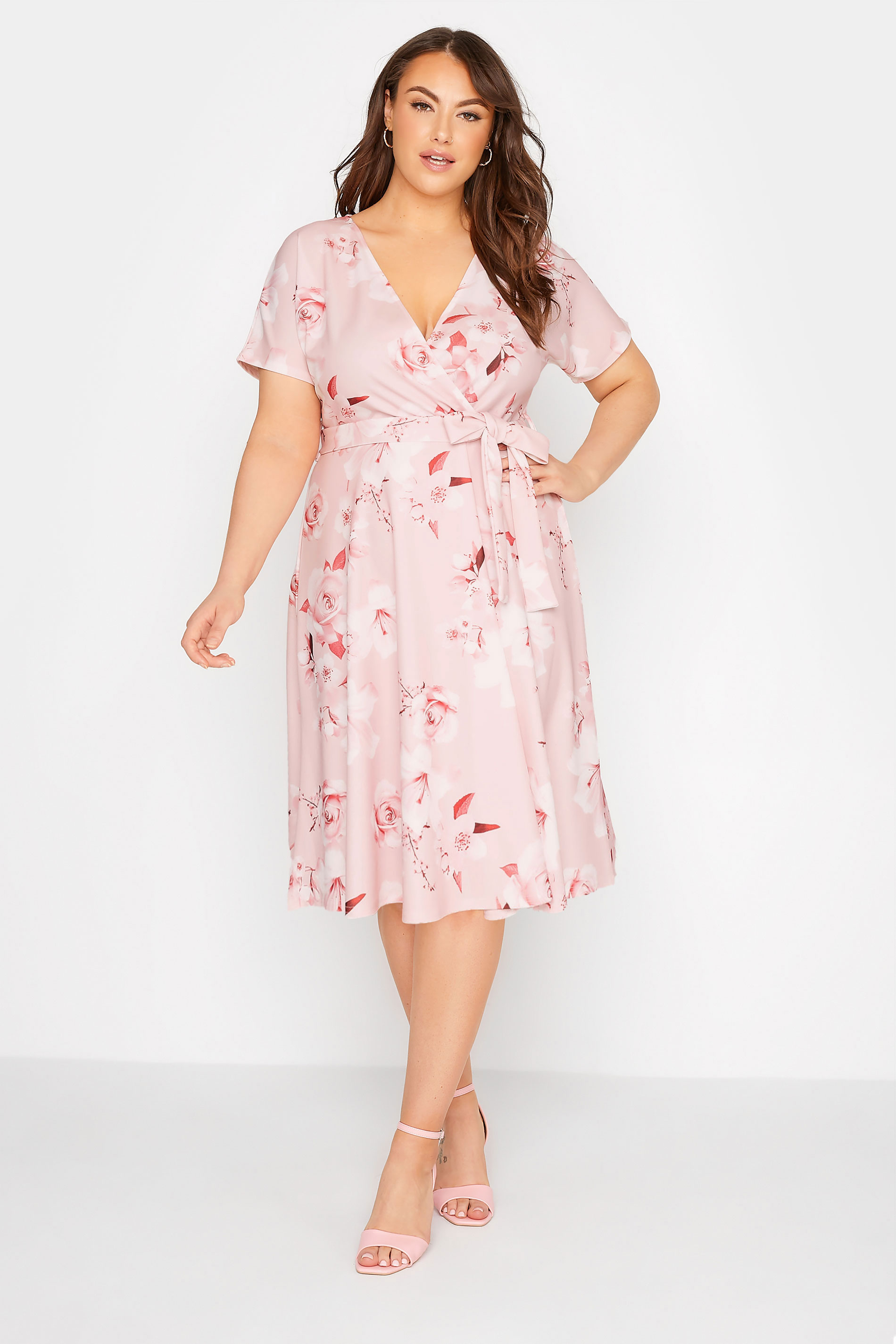 Robes Grande Taille Grande taille  Robes Patineuses | YOURS LONDON - Robe Rose Pâle Floral Cache-Coeur - JZ03835