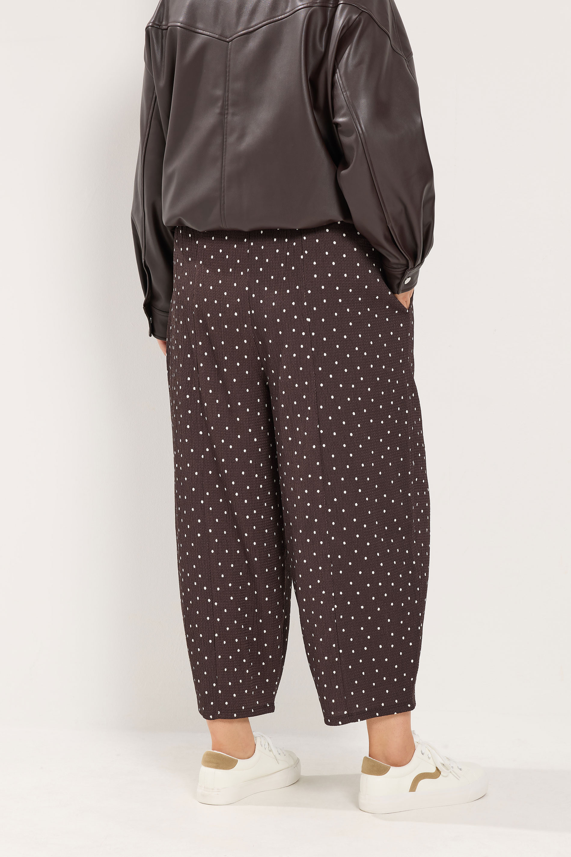 YOURS Plus Size Chocolate Brown Polka Dot Barrel Trousers | Yours Clothing 2