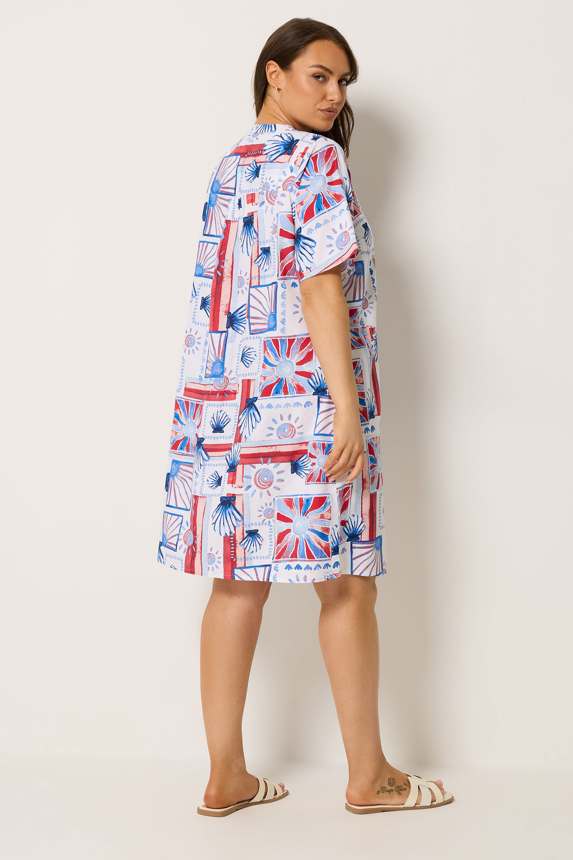 YOURS Plus Size White Shell Pleat Front Dress | Yours Clothing 2
