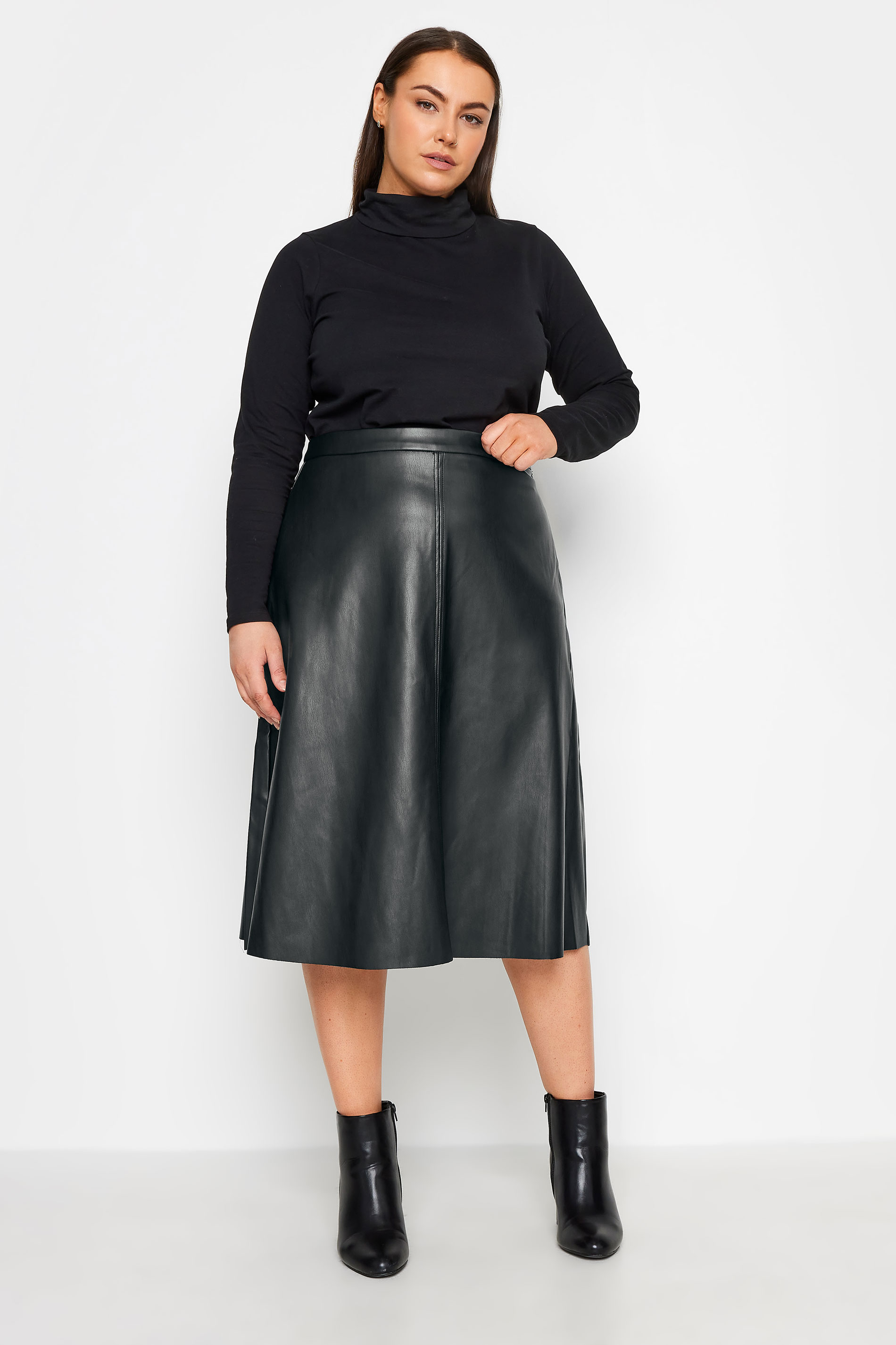 PU Black Flippy Skirt 2