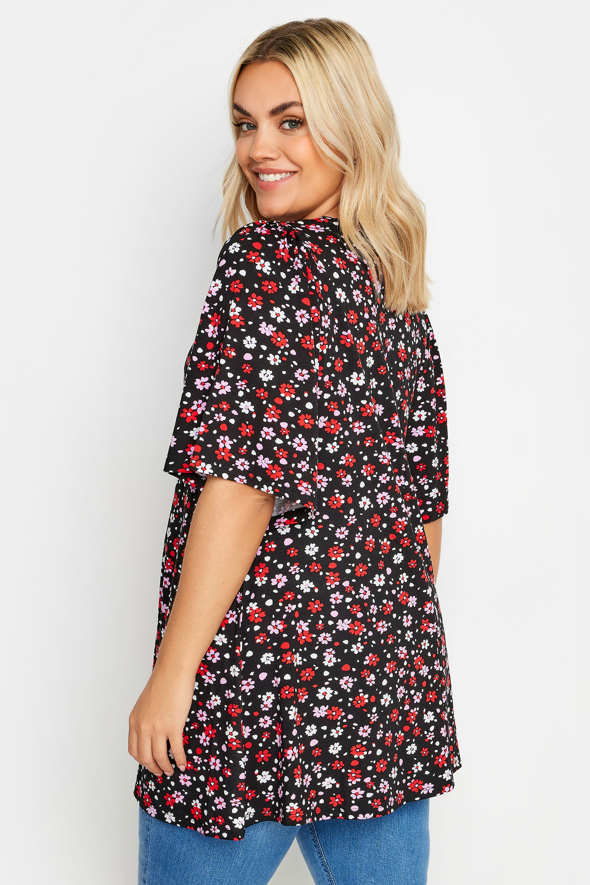 YOURS Plus Size Black Floral Pleated Swing Top | Yours Clothing  3