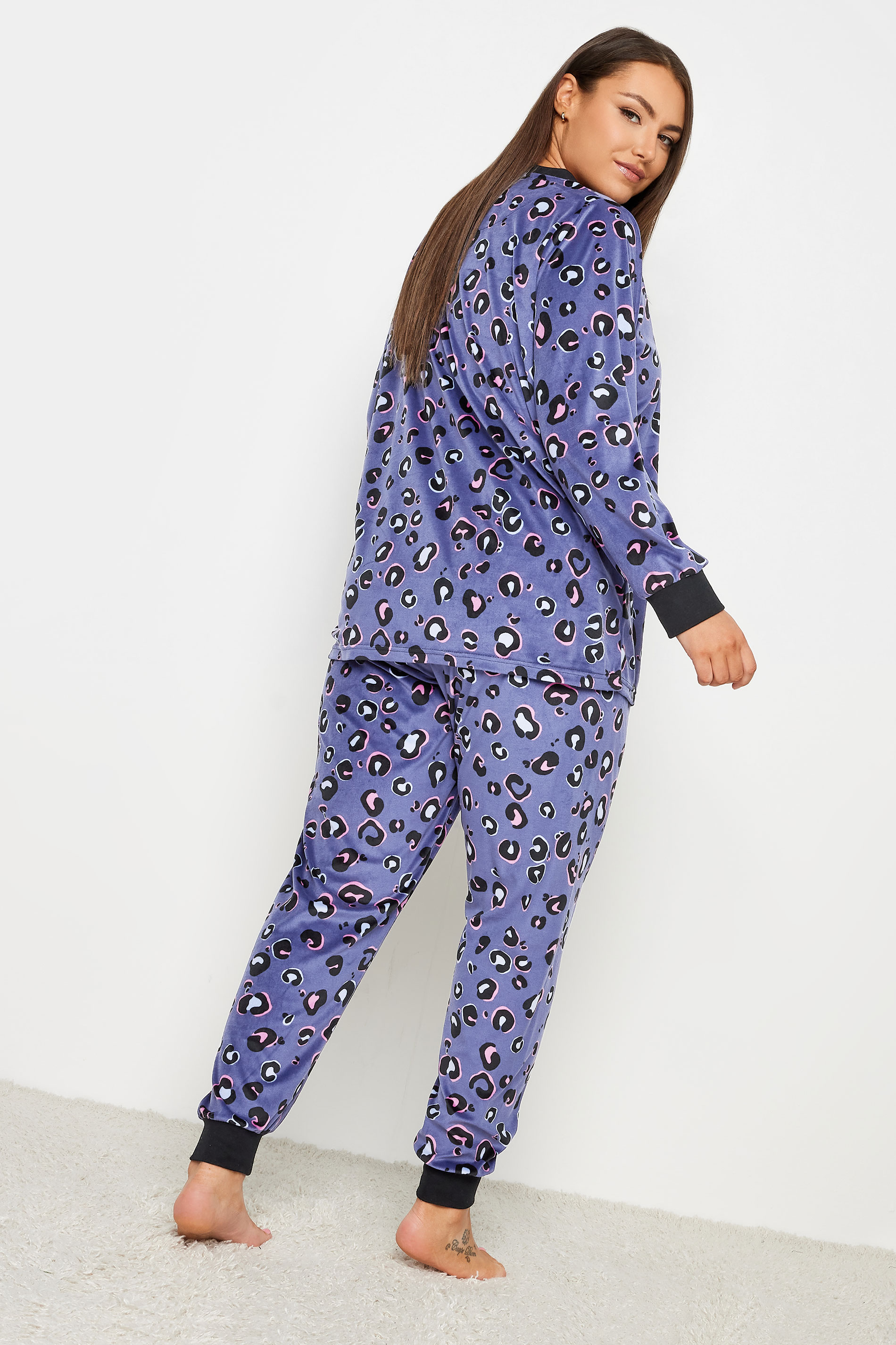 YOURS Plus Size Blue Animal Print Velour Lounge Set | Yours Clothing 3