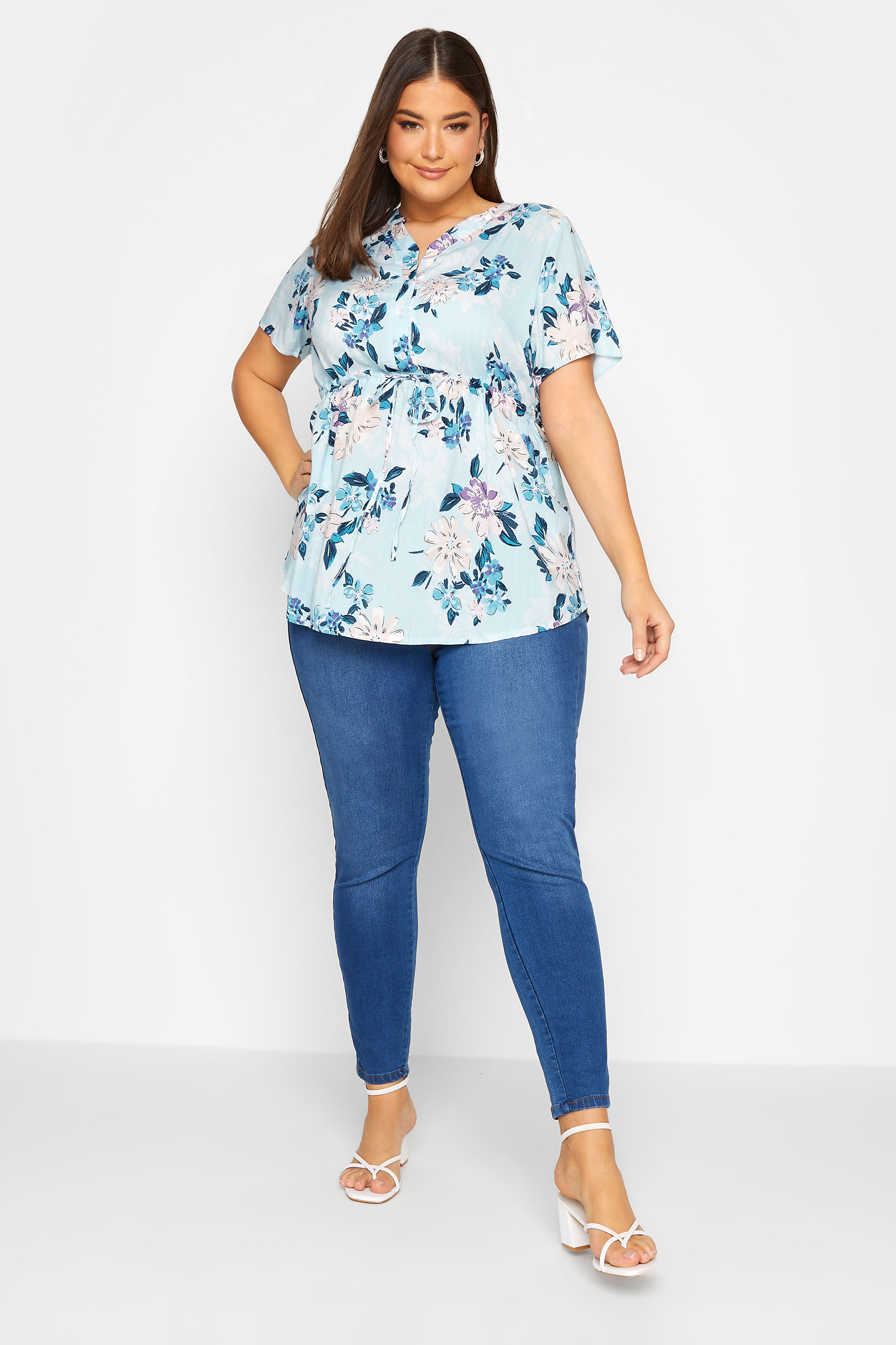 YOURS Plus Size Blue Floral Short Sleeve Shirt | Yours Clothing 2