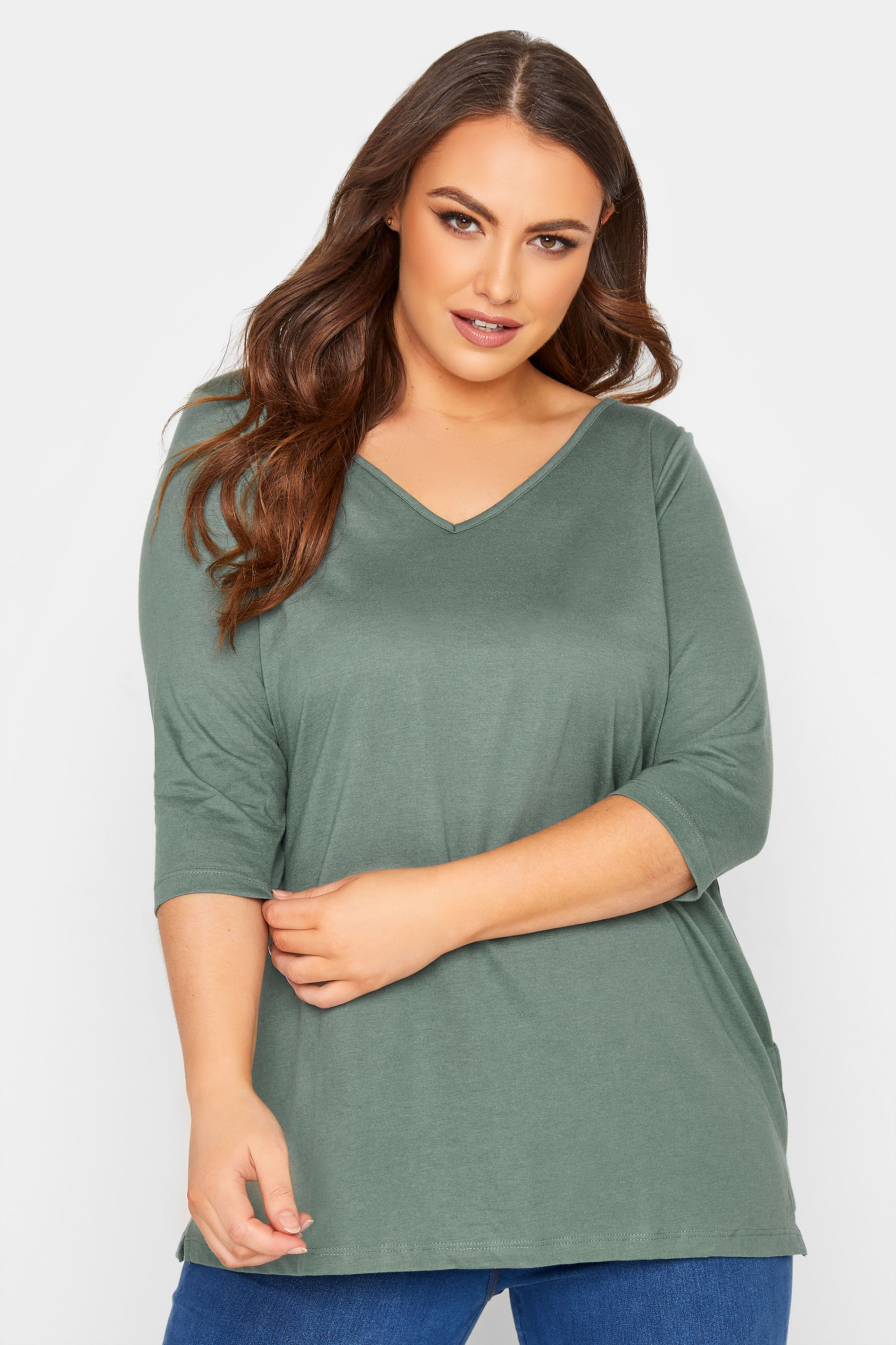 Sage Green V-Neck Essential T-Shirt 