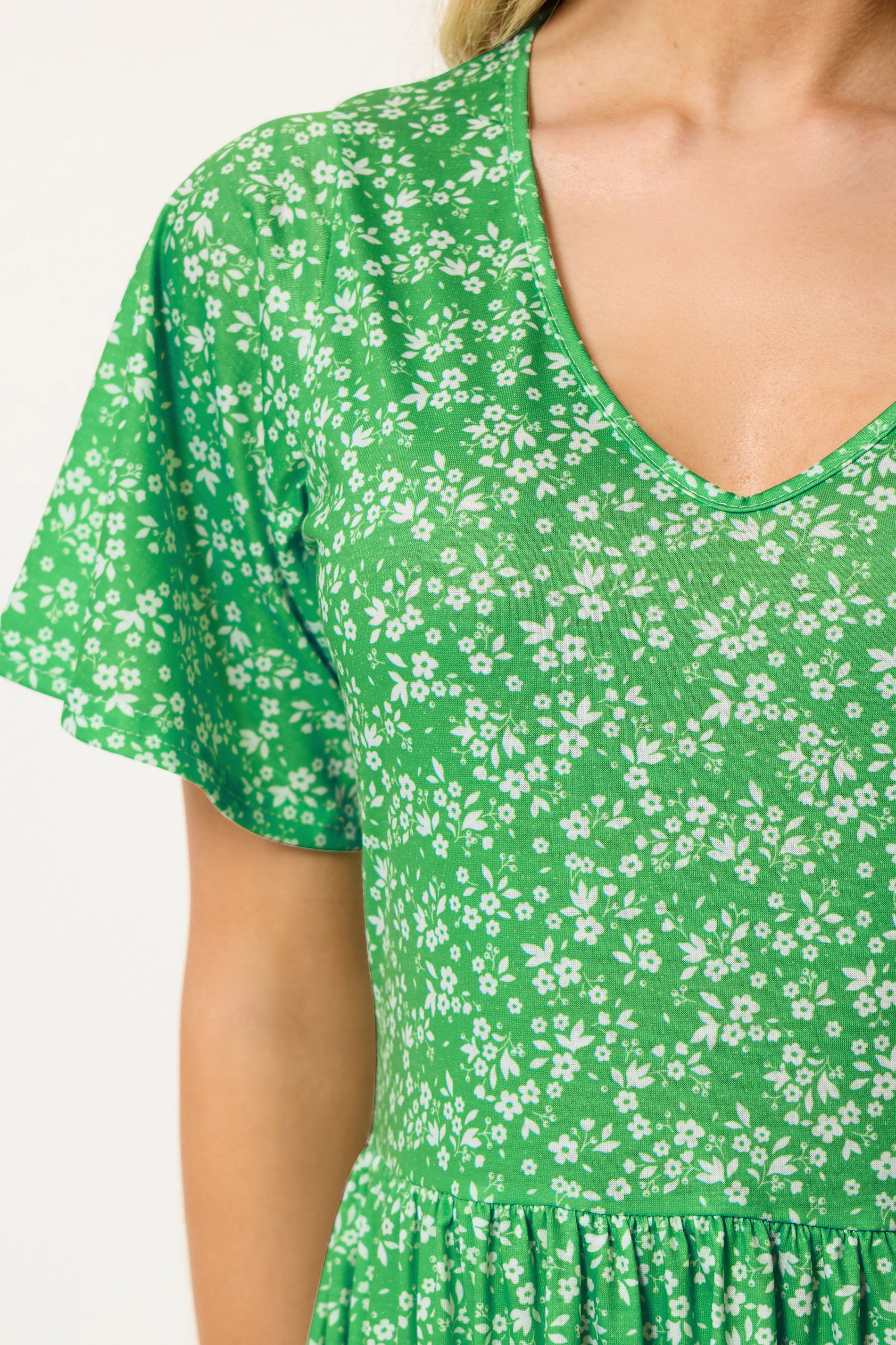 M&Co Green Floral V-Neck Maxi Dress | M&Co 4