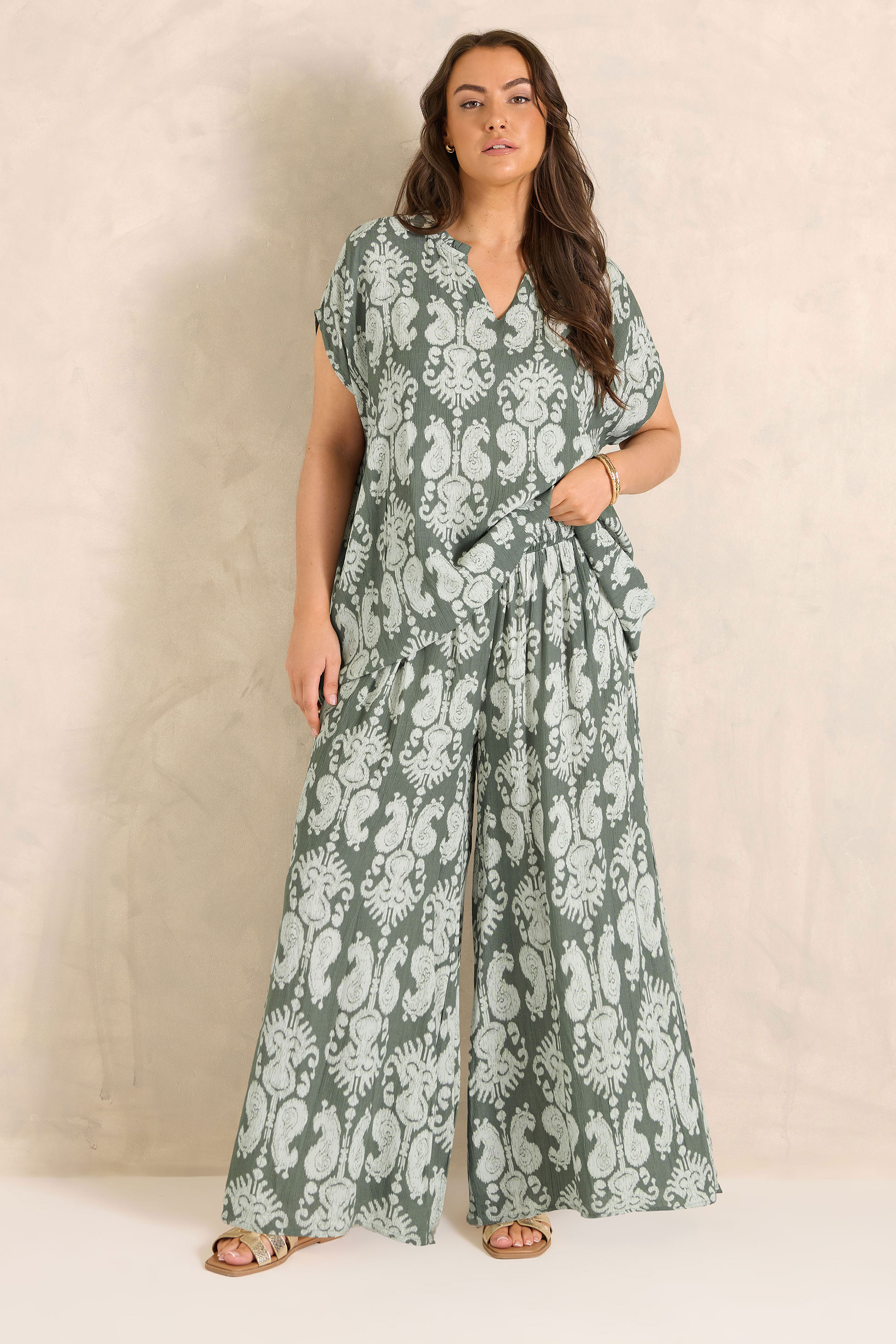 EVANS Plus Size Set Green Abstract Print | Evans 2