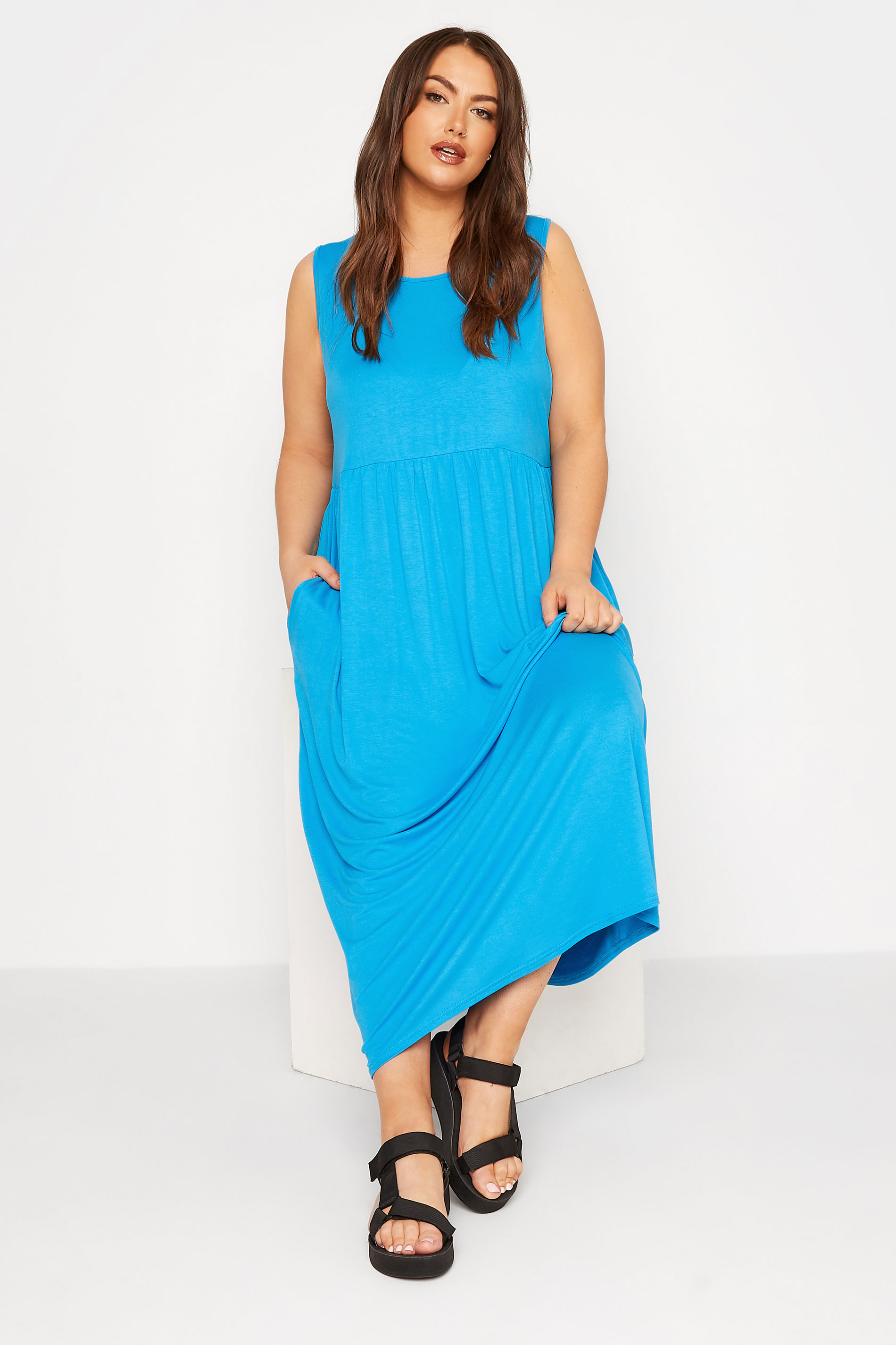 Robes Grande Taille Grande taille  Robes Longues | LIMITED COLLECTION - Robe Bleue Turquoise Maxi à Poches - ON07565