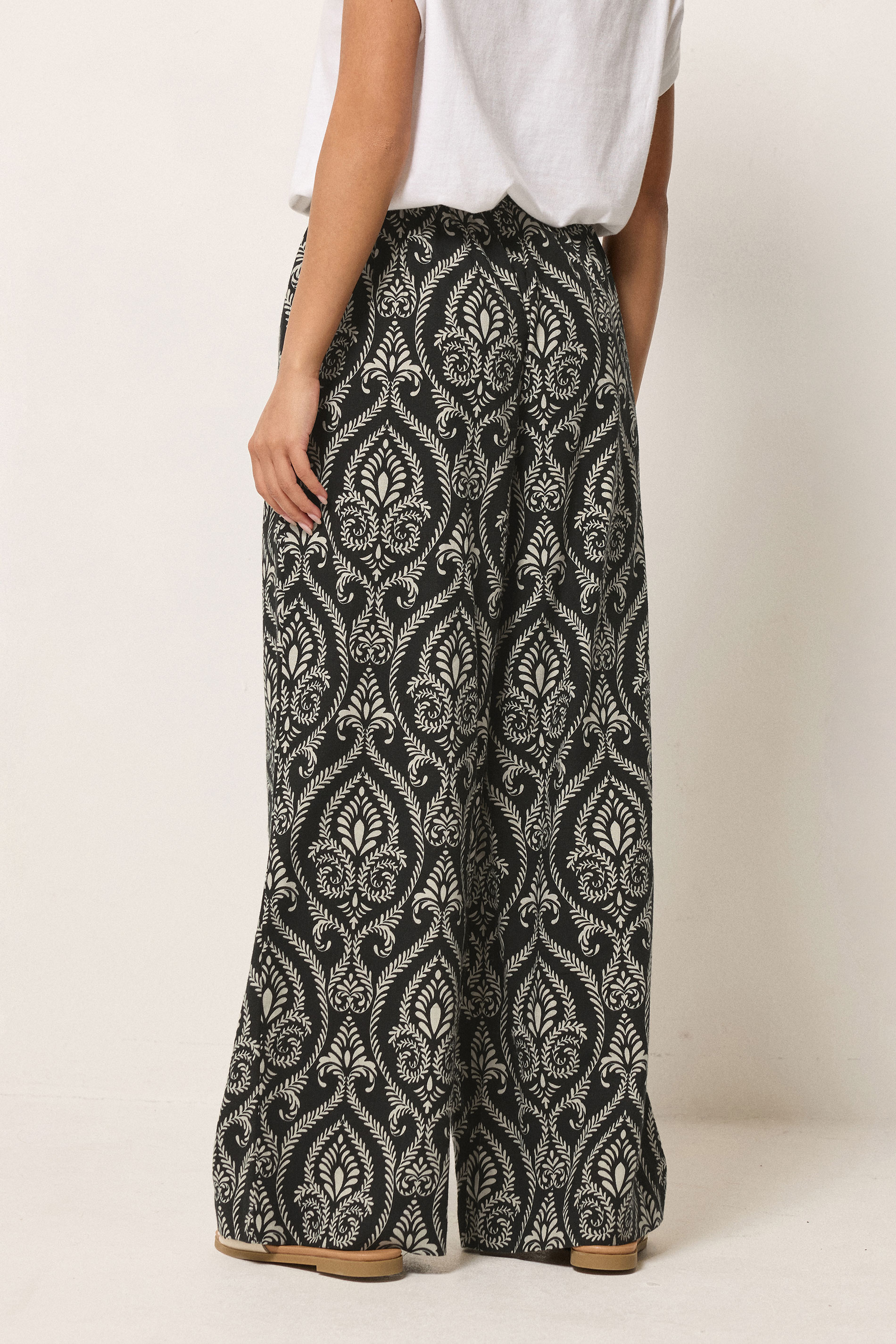 PixieGirl Petite Women's Black Tile Wide Leg Trousers | PixieGirl 4