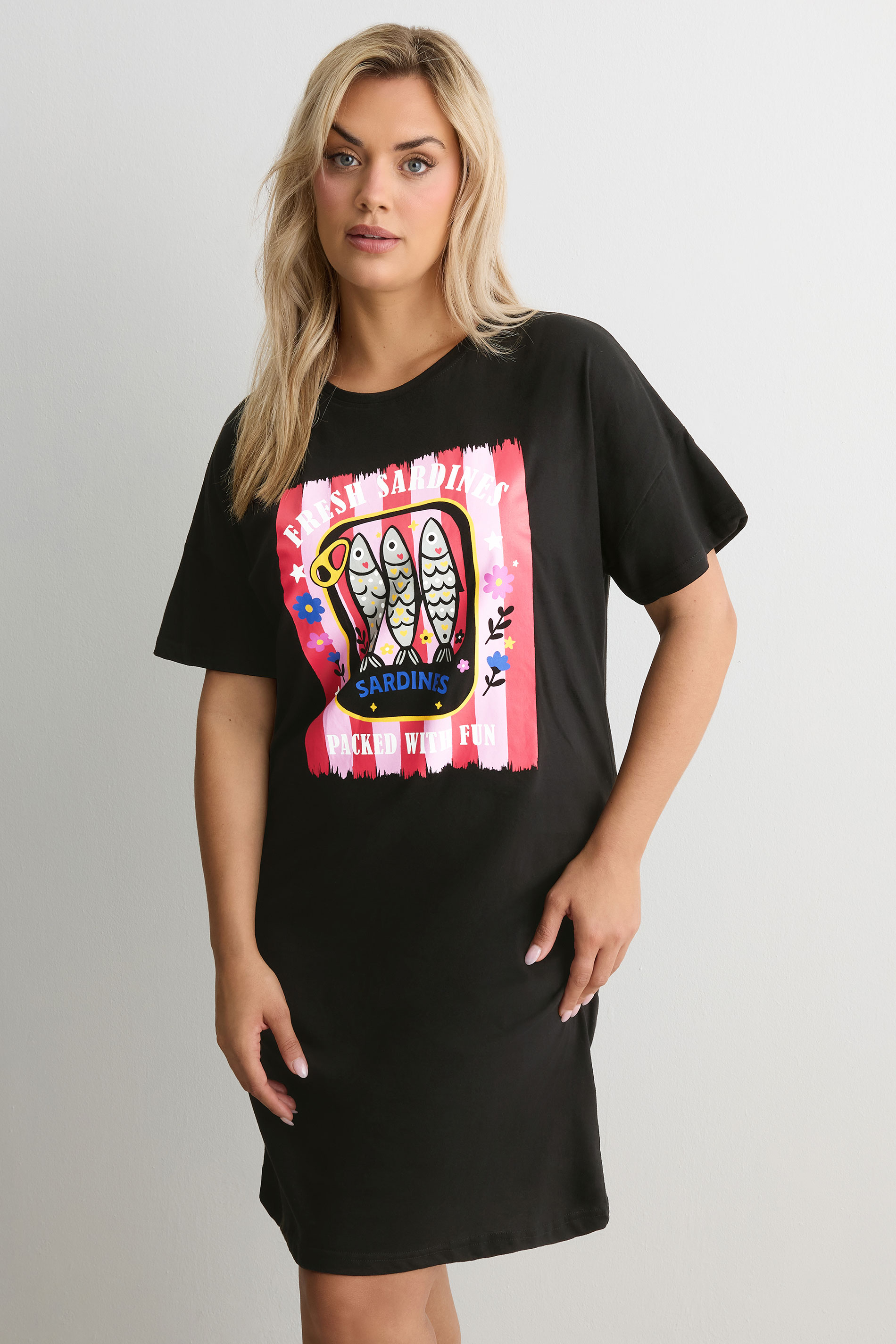 YOURS Plus Size Black 'Fresh Sardines' Sleep Tee Nightdress | Yours Clothing 3