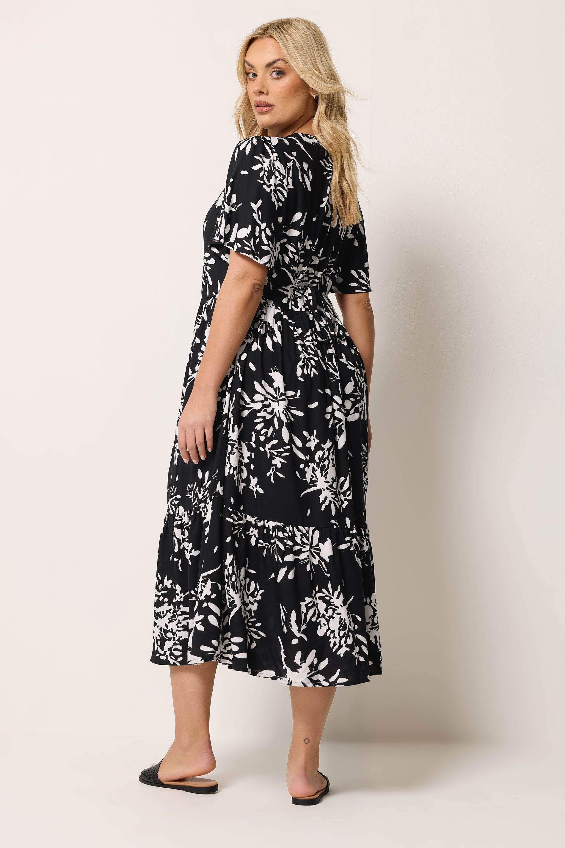 YOURS Plus Size Black Abstract Placket Dress | Yours Clothing 2