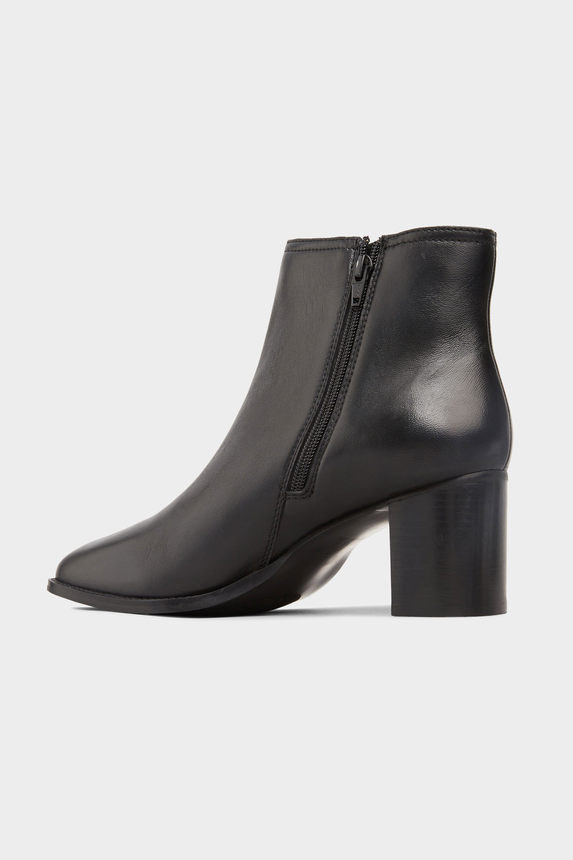 Black Leather Heeled Chelsea Boots In Extra Wide Fit | Long Tall Sally