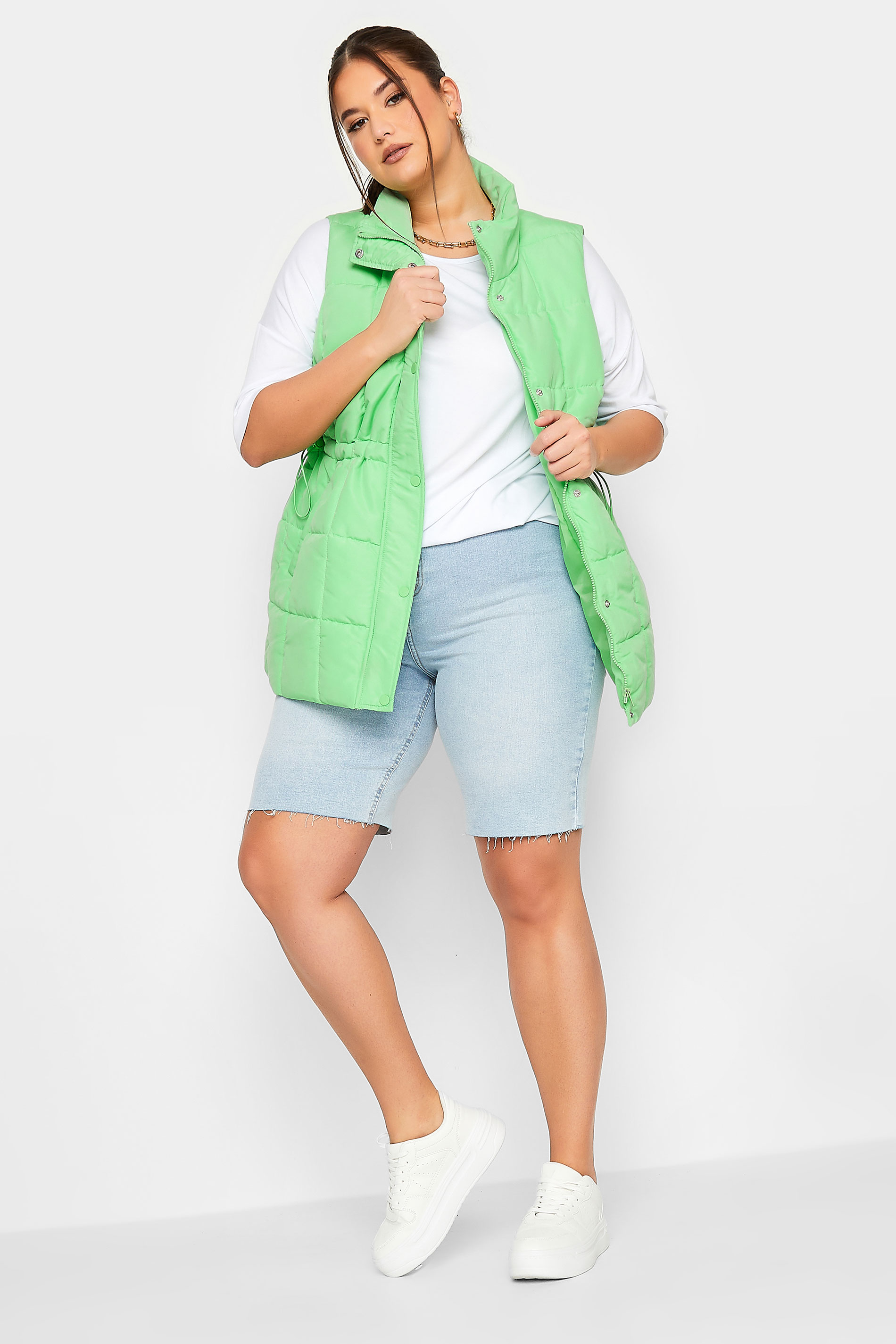 YOURS Plus Size Green Quilted Lightweight Gilet | Yours Clothing 3