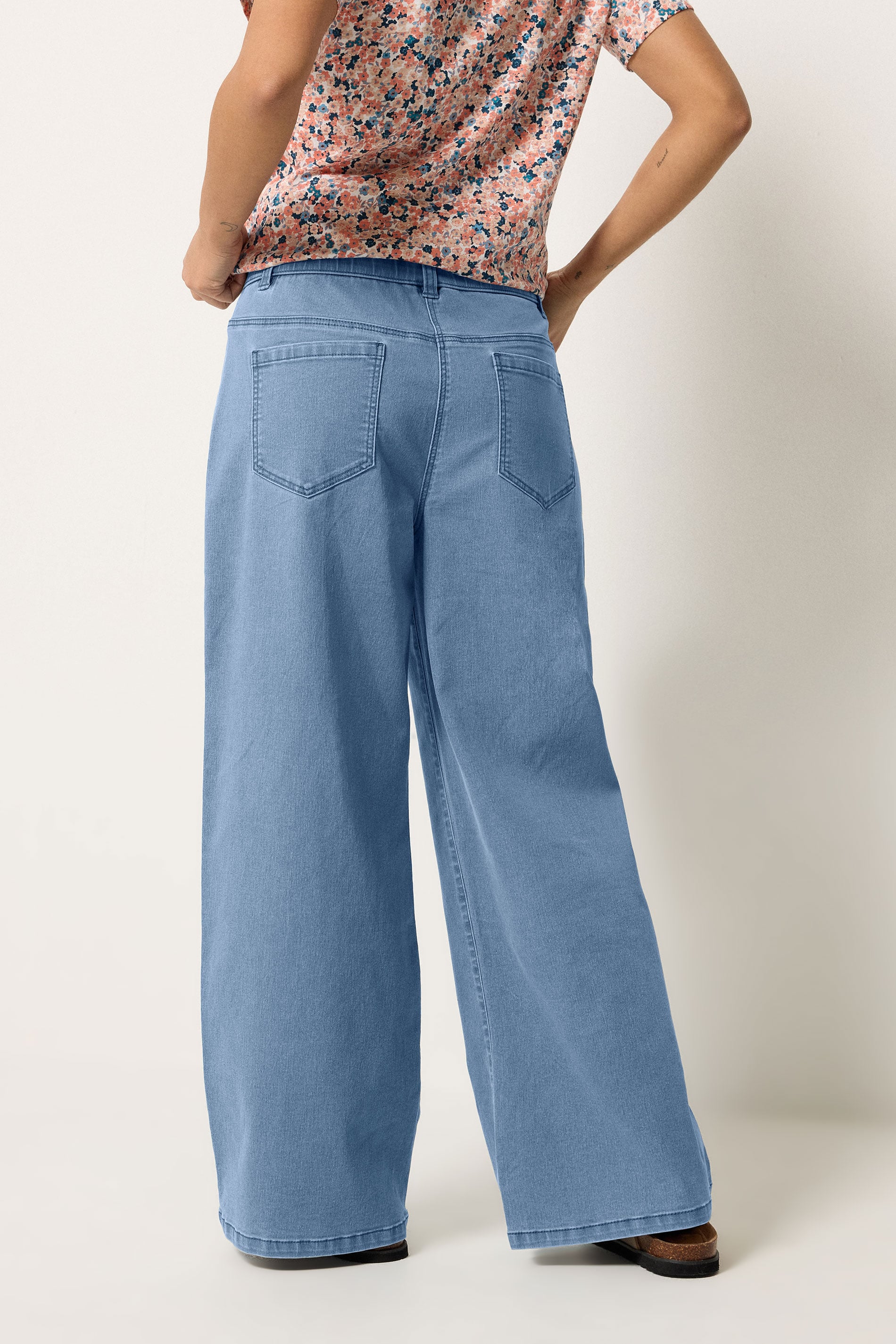 M&Co Petite Lightwash Blue Wide Leg Jeggings | M&Co 2