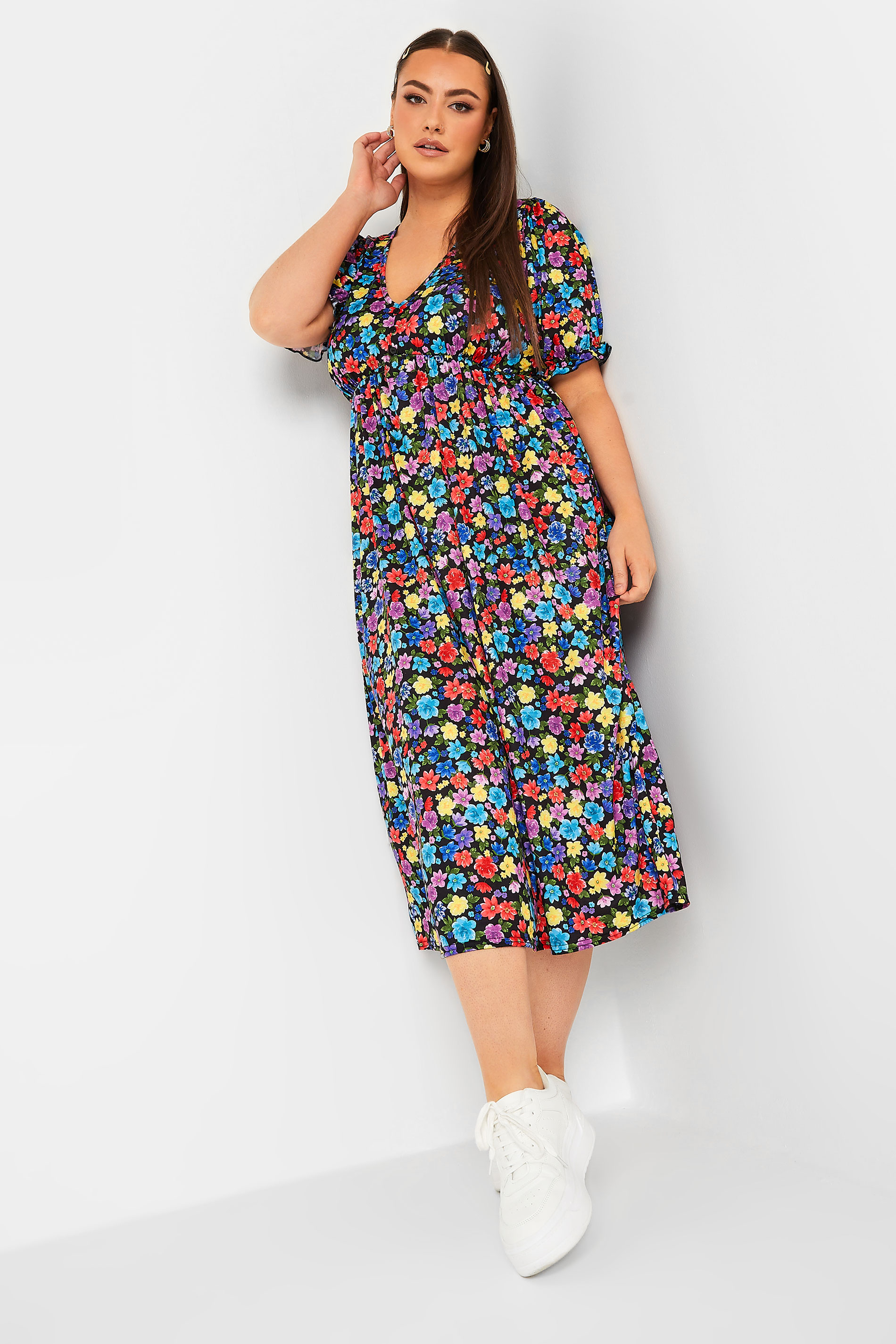 LIMITED COLLECTION Curve Plus Size Black & Blue Floral Print Frill Sleeve Midaxi Dress 2