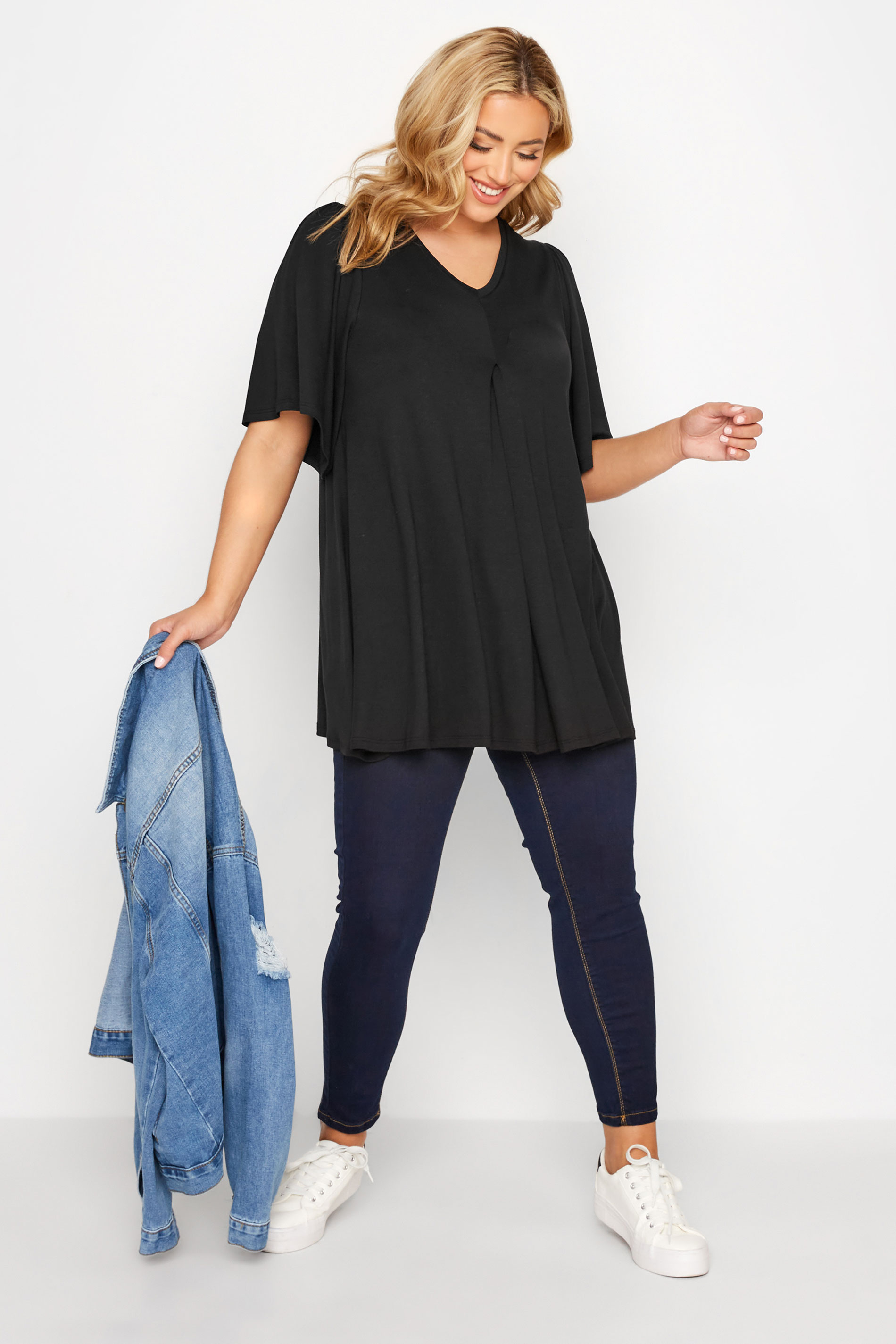 Plus Size Black Pleat Angel Sleeve Swing Top | Yours Clothing 2