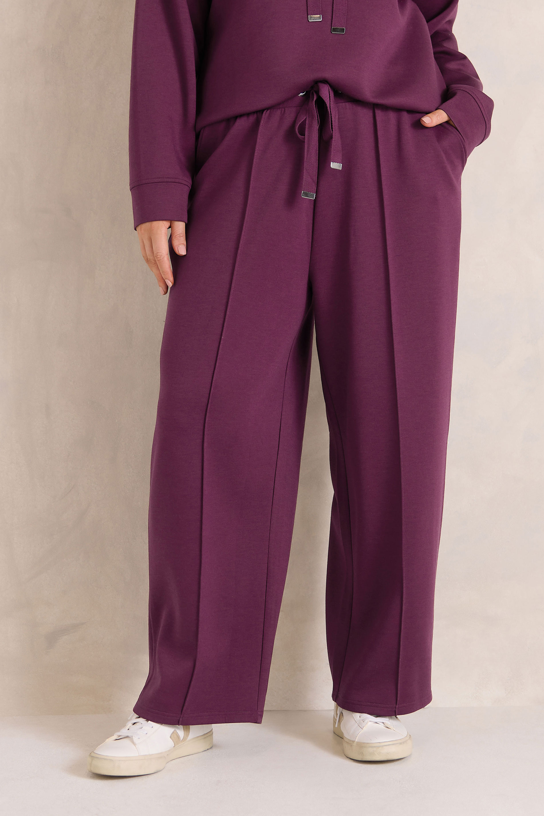 EVANS Plus Size Set Berry Red Luxe Sweatshirt & Joggers | Evans 2
