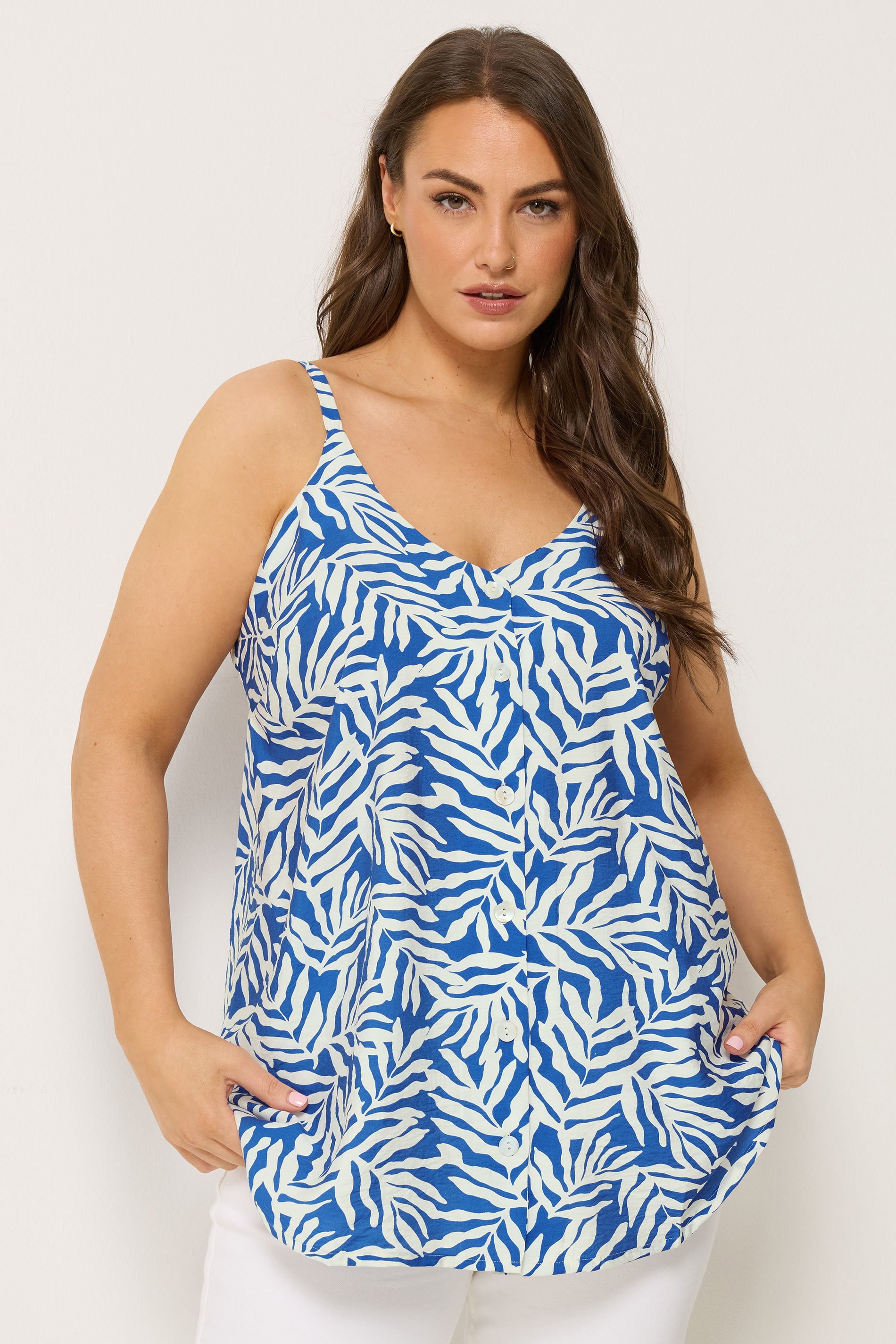 YOURS Plus Size Blue Leaf Print Vest Top | Yours Clothing 3
