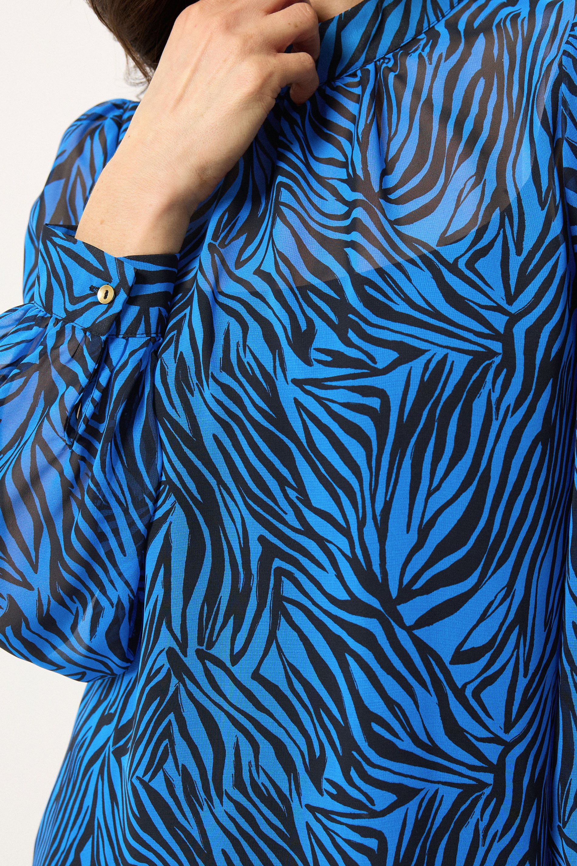 M&Co Blue Zebra Print Blouse | M&Co 4