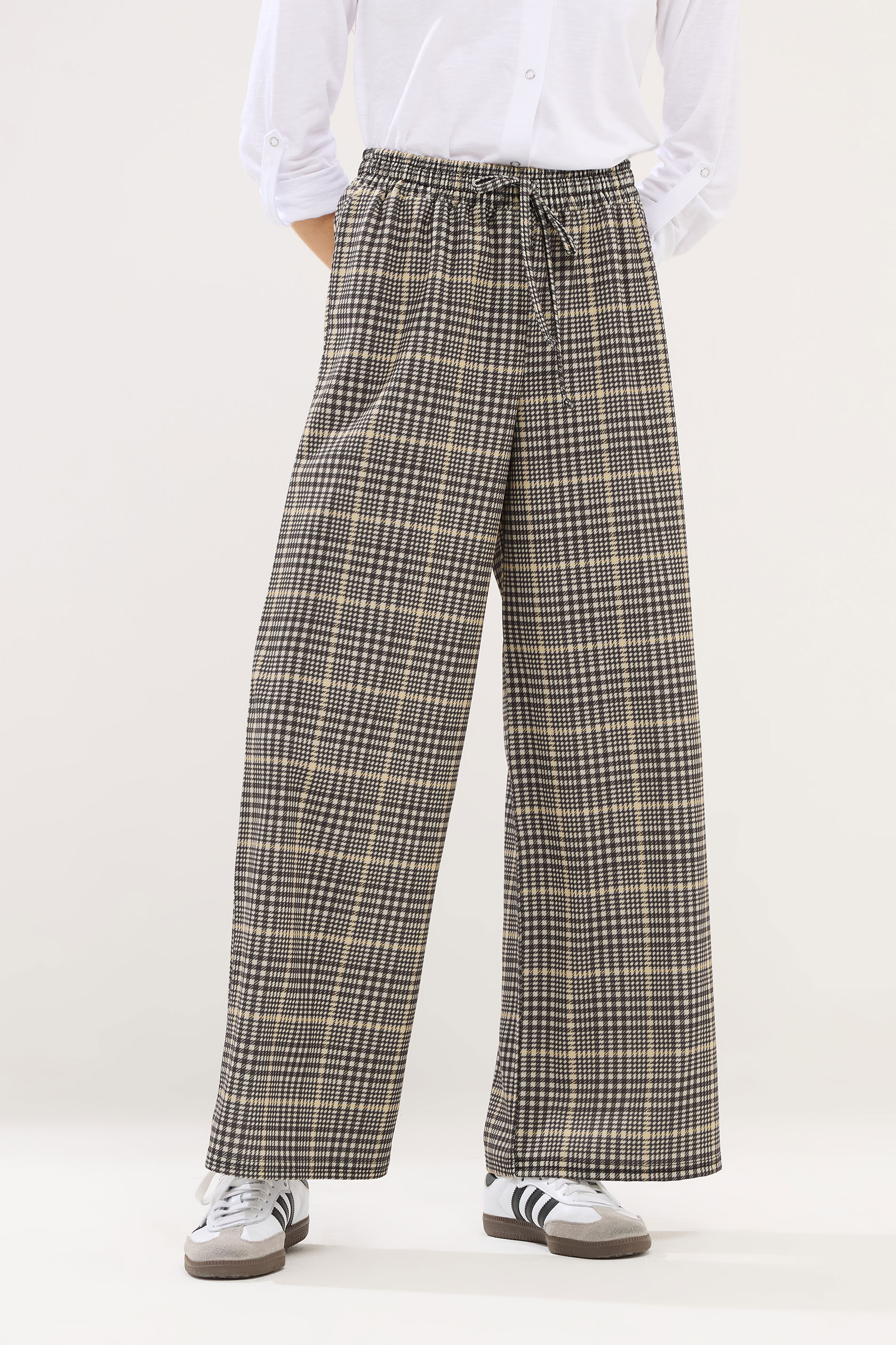 PixieGirl Petite Womens Brown Check Wide Leg Scuba Trousers | Pixiegirl 1