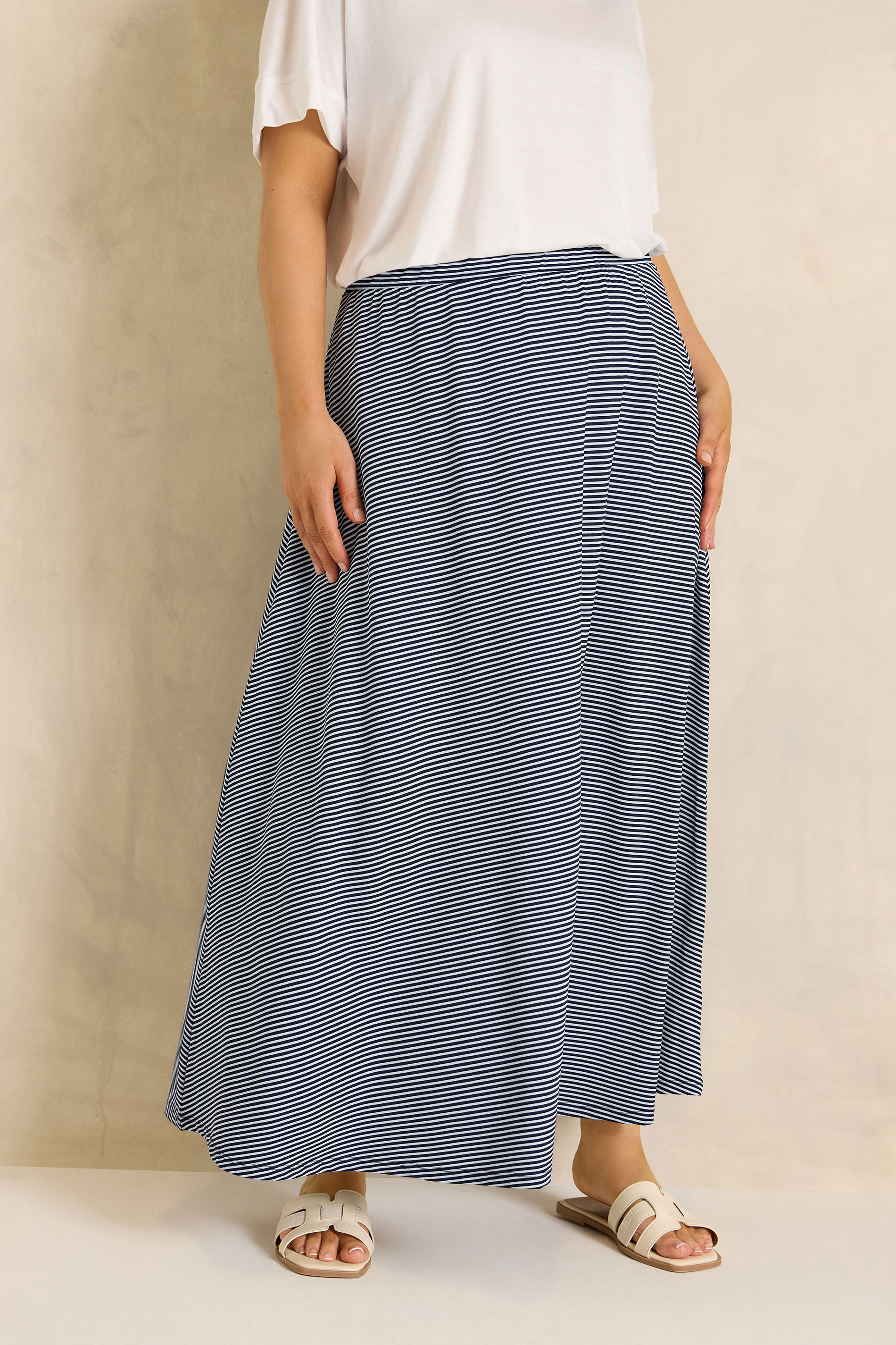 EVANS Plus Size Black & White Stripe Midaxi Skirt | Evans 1