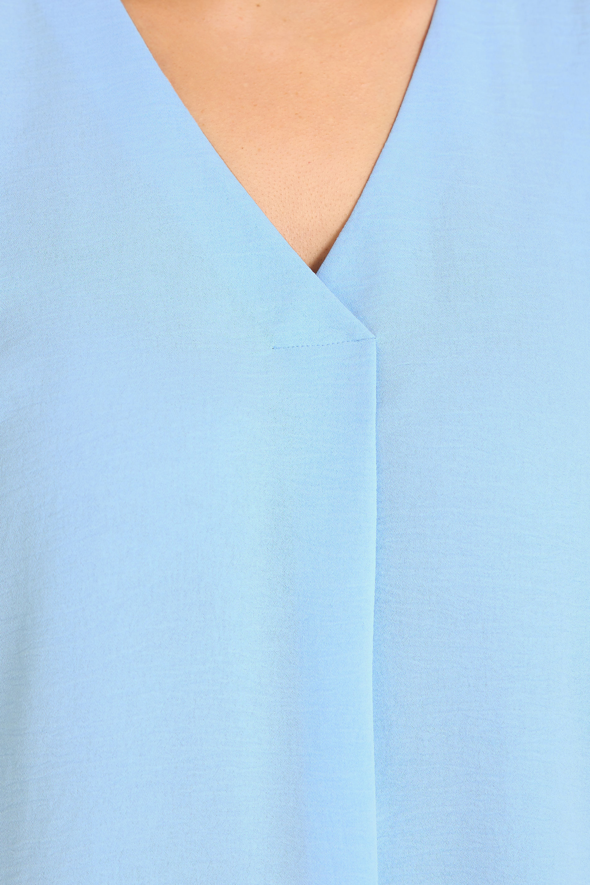 EVANS Plus Size Light Blue Pleat Swing Vest Top | Evans 4