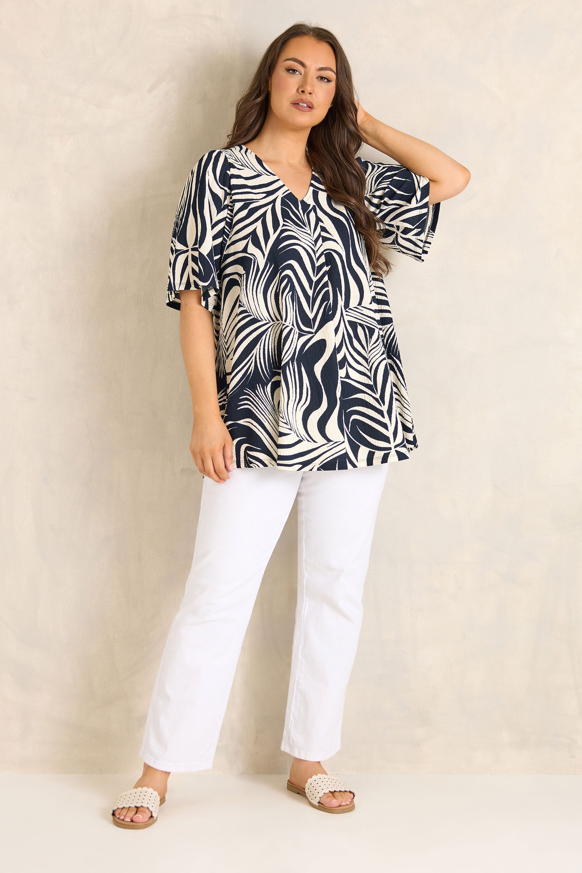 EVANS Plus Size Navy Blue Leaf Print Pleat Front Top | Evans  1