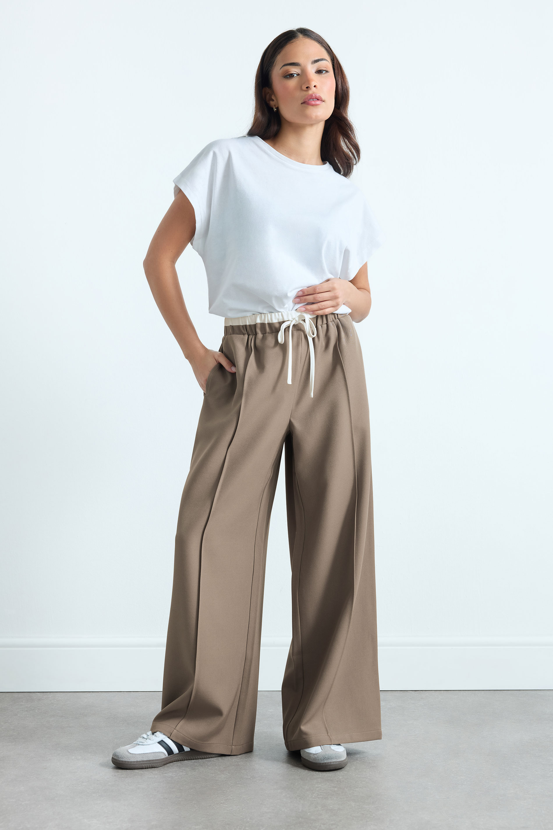PixieGirl Petite Women's Natural Brown Contrast Waist Wide Leg Trousers | PixieGirl 3