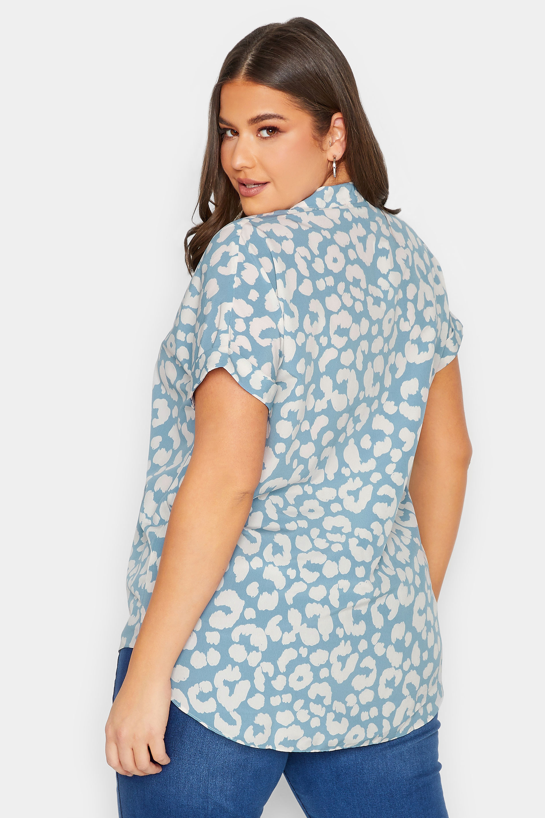 YOURS Plus Size Blue Animal Print Half Placket Blouse | Yours Clothing  3