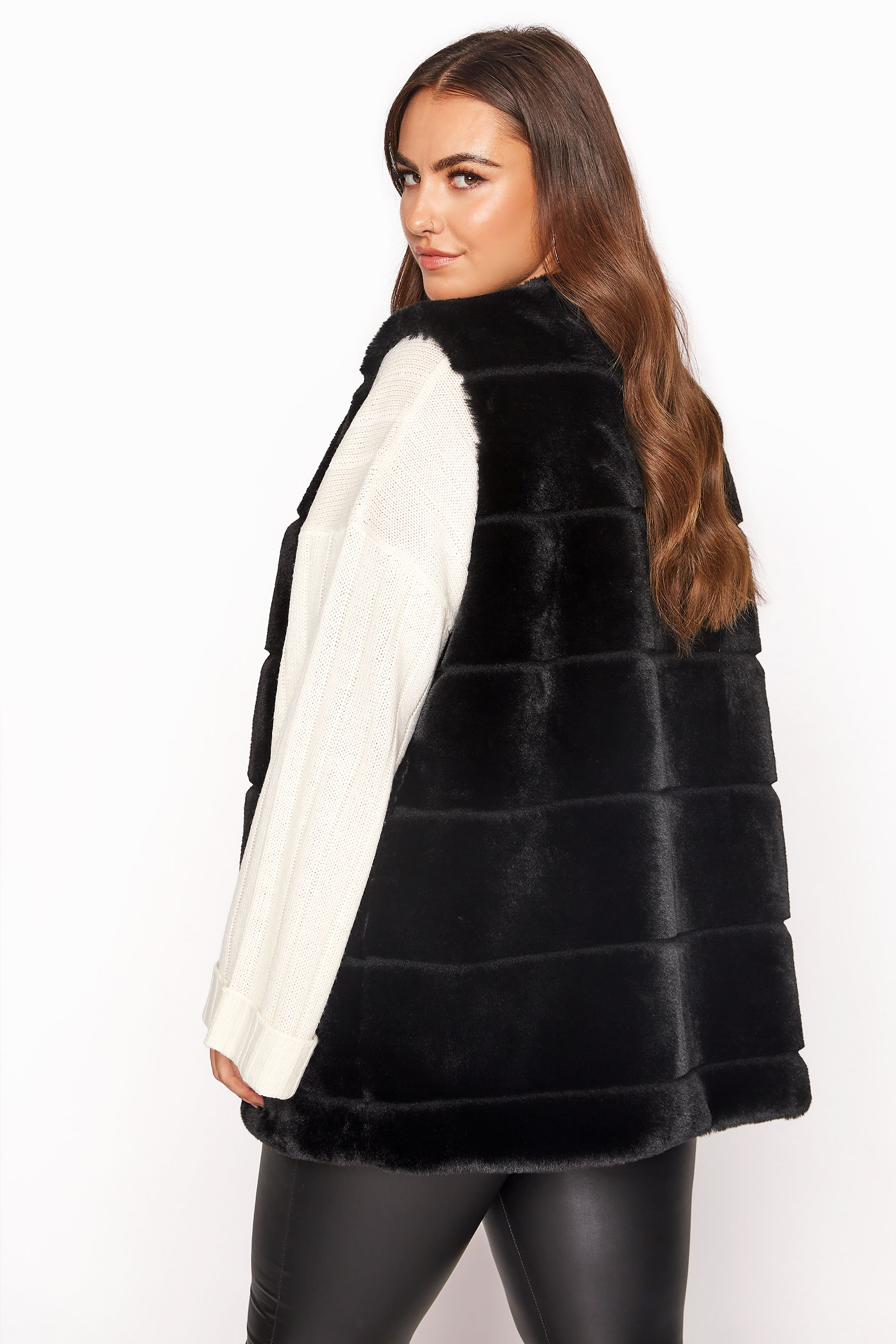 Plus Size Black Pelted Faux Fur Gilet | Yours Clothing 3
