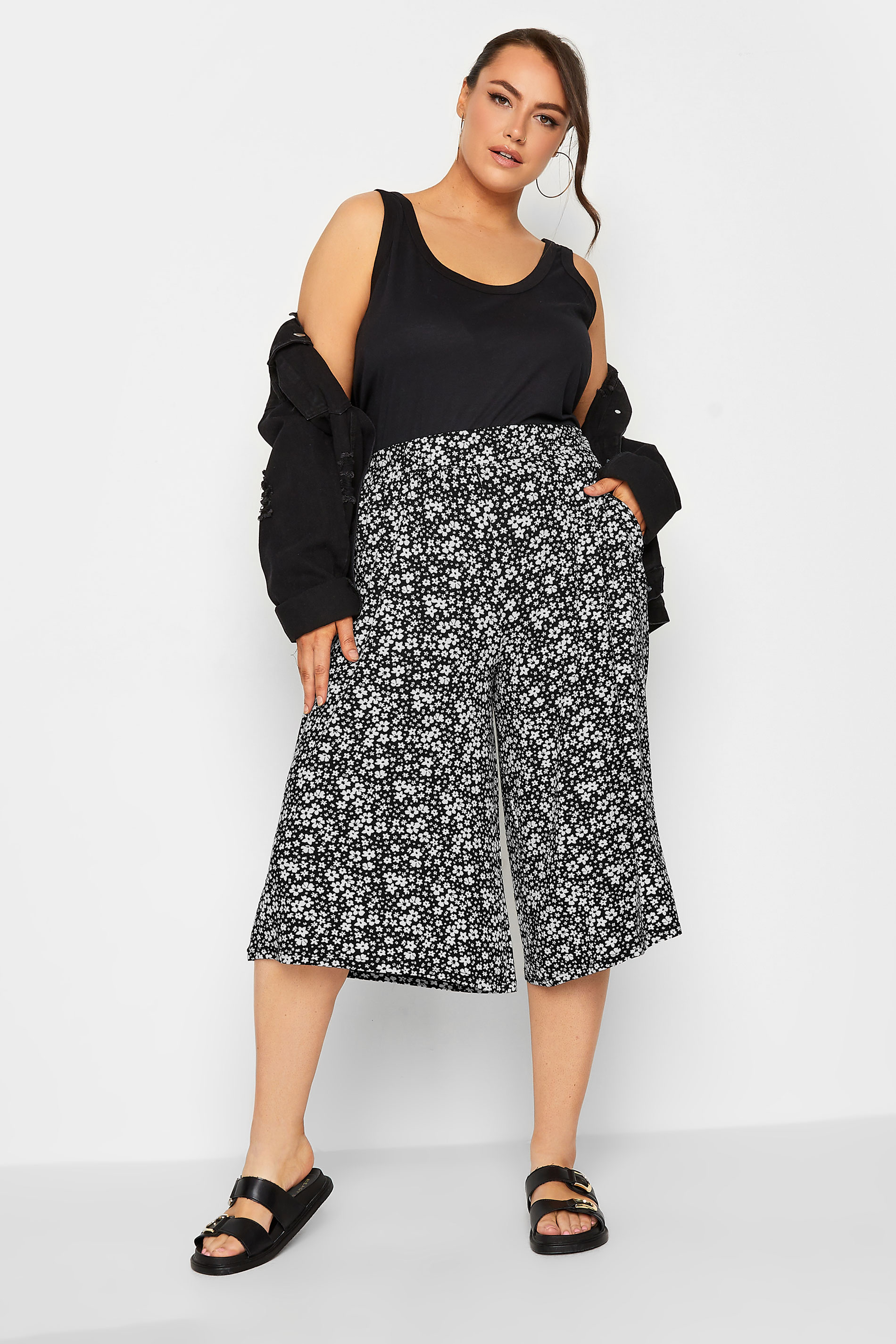YOURS Curve Black Ditsy Flower Print Culottes | Yours Clothing 2
